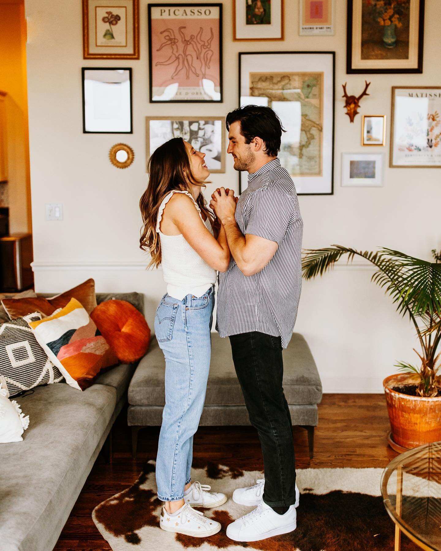 10/10 recommend starting your engagement session as an in home session ✨