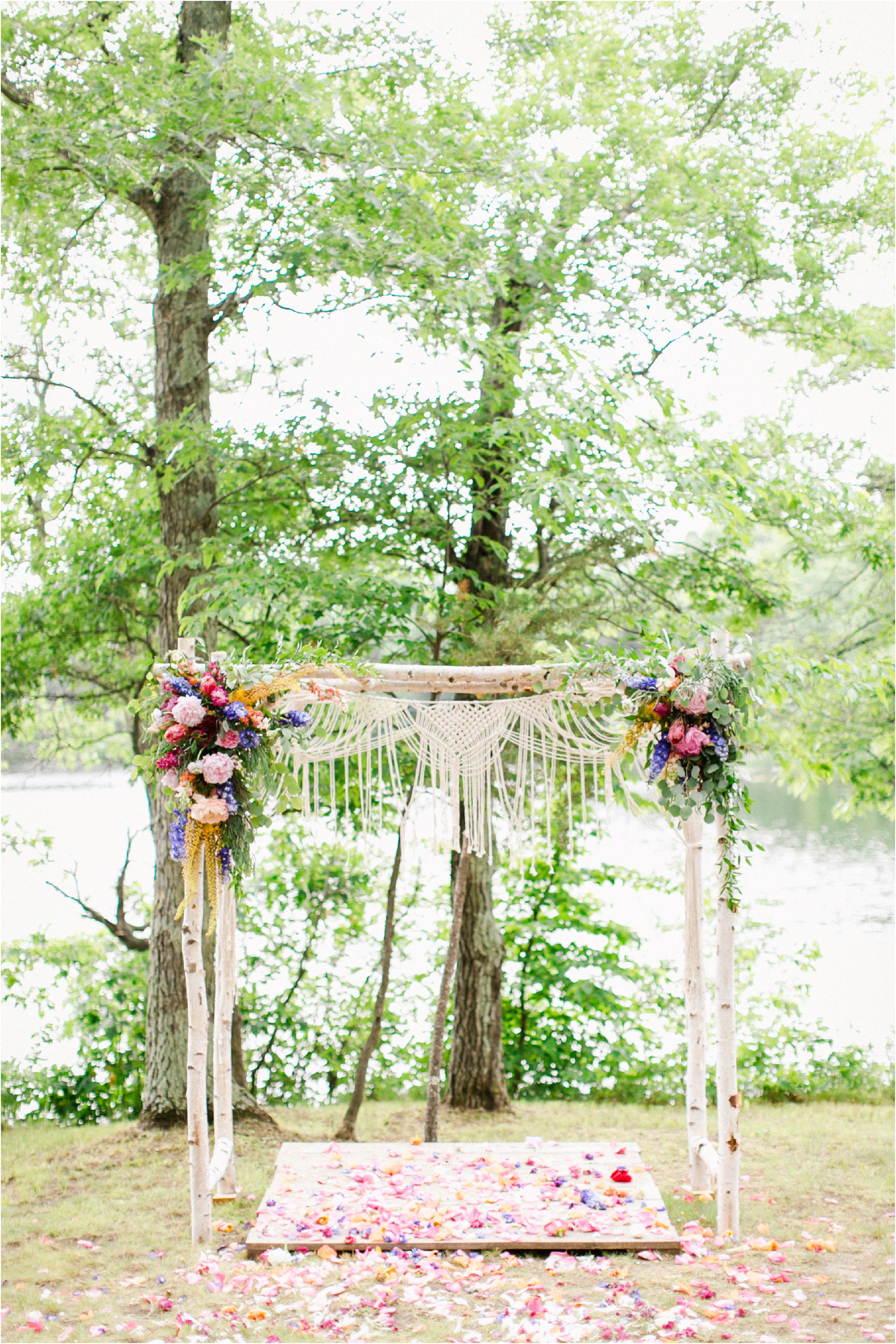 Wedding Photography Brainerd MN Aimee Jobe Photography Private Lake Residence Bloom Designs_0010.jpg