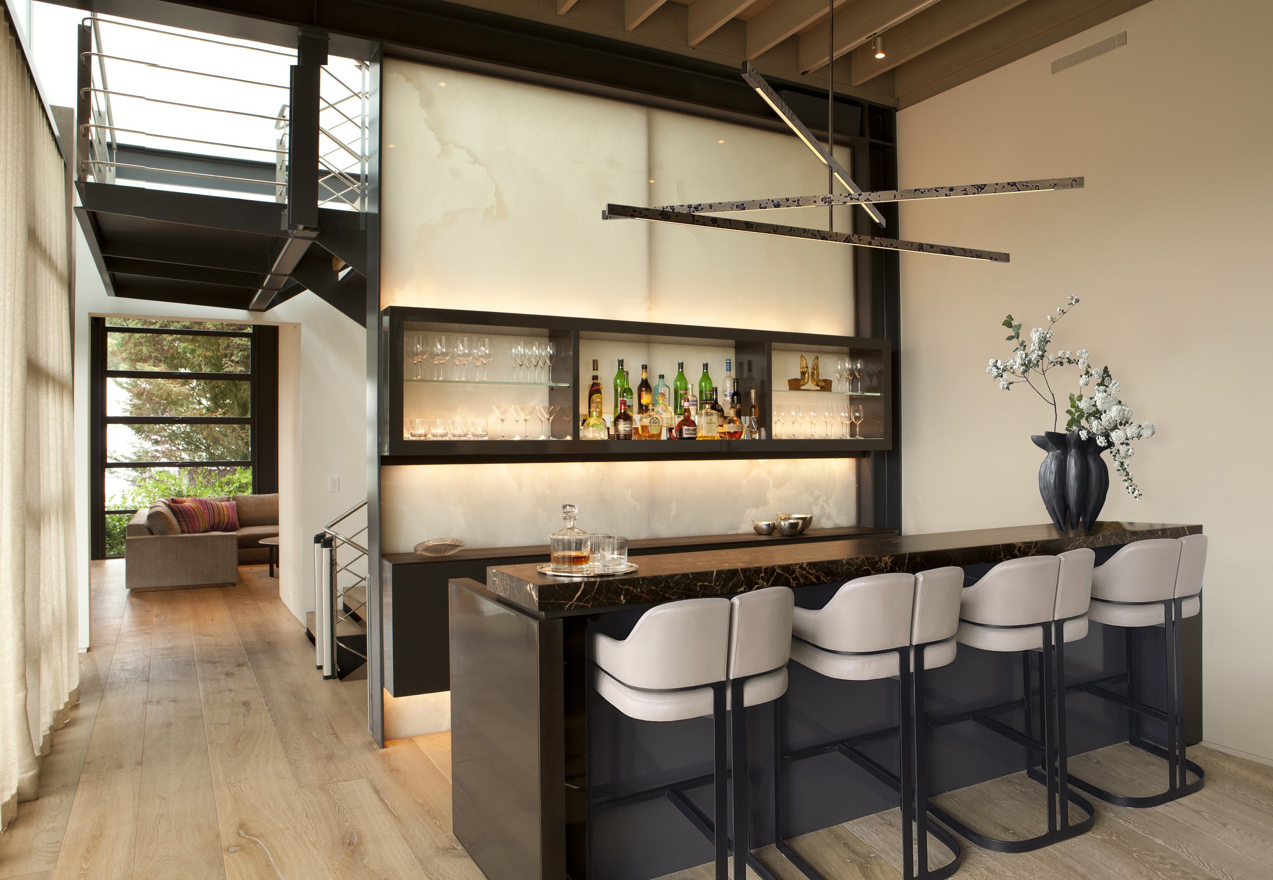 Pacific-Home-Bar-White-Onyx-Luxe-Till-Chandelier-.jpg