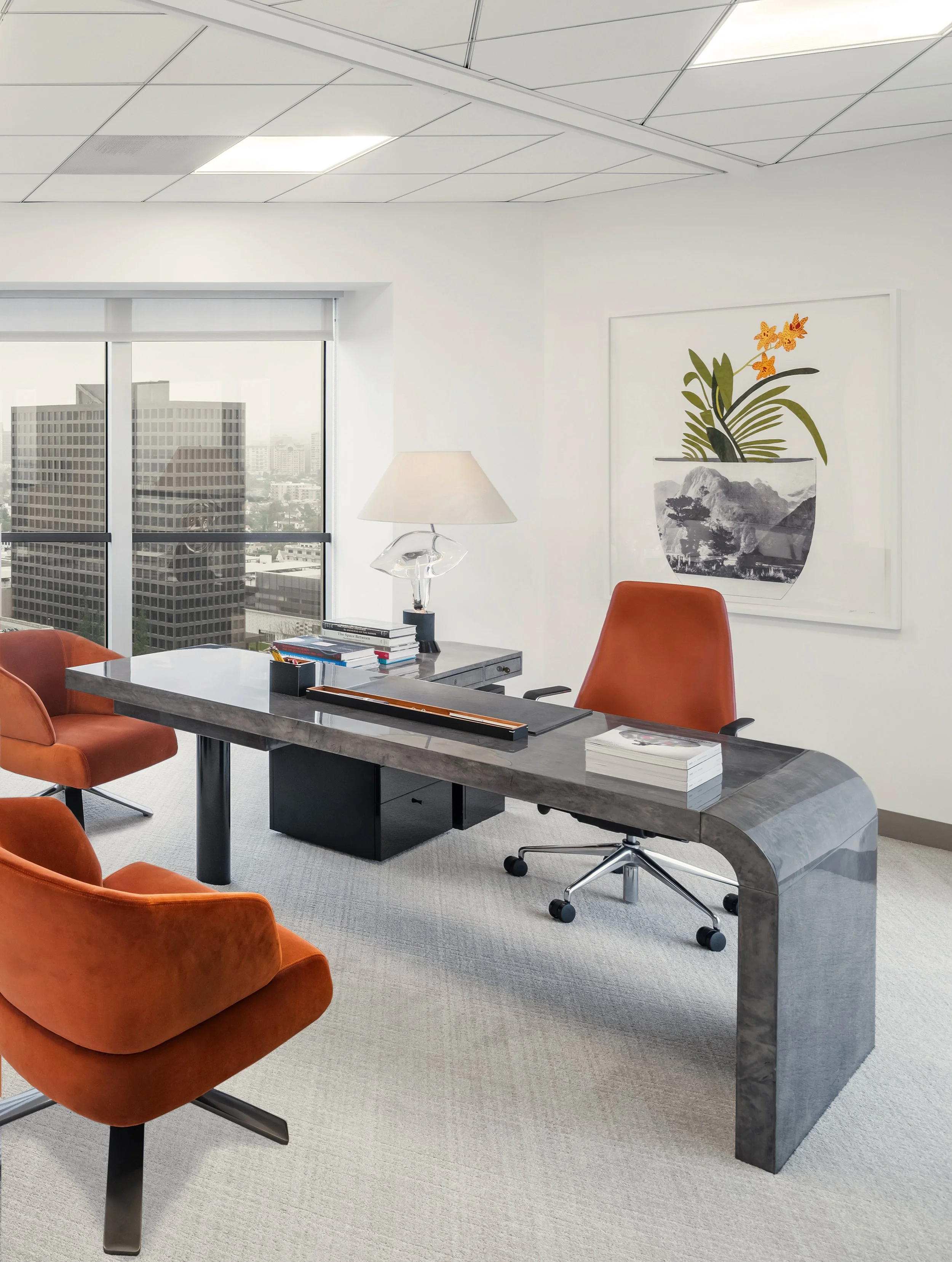 Bellco-Private-Office-Lacquer-Desk-White-Rust-Minotti-Art.jpg
