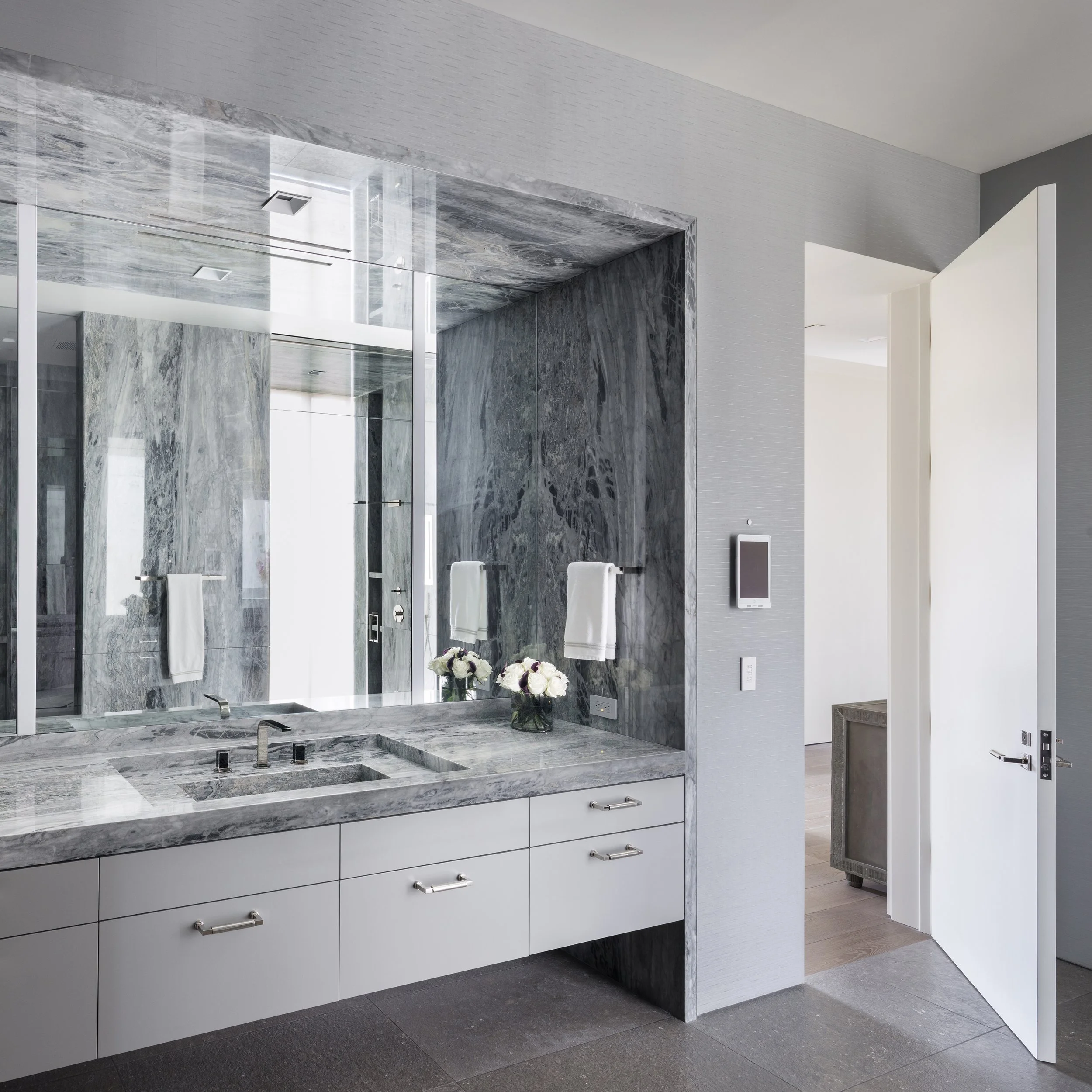 Fairway-His-Bath-Grey-Marble.jpg