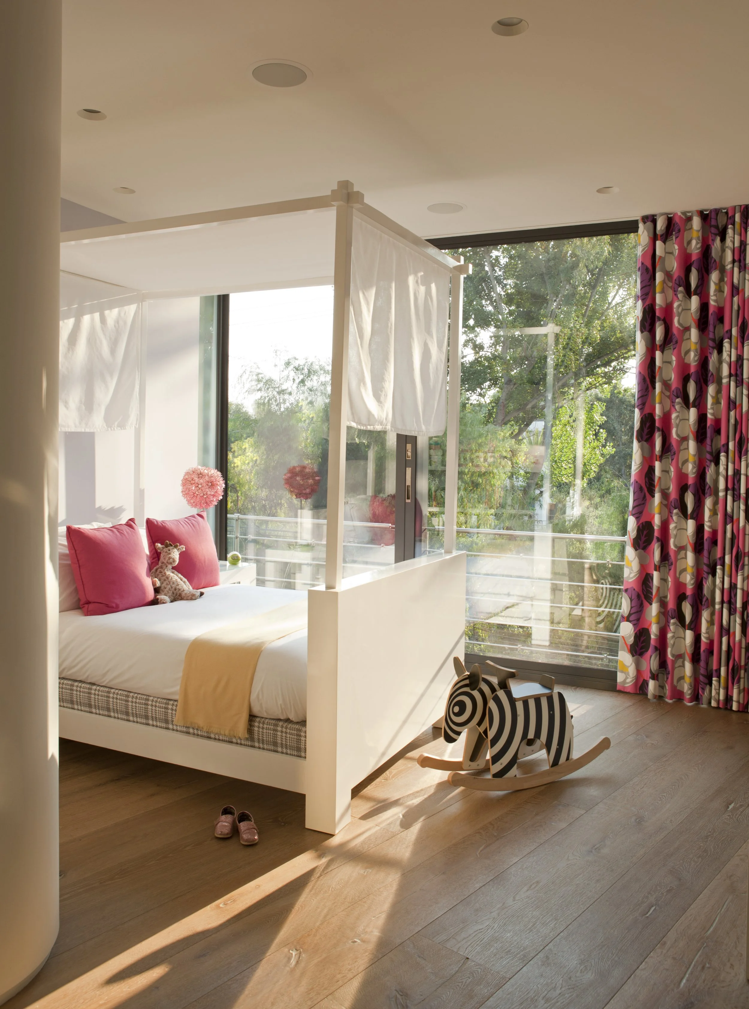 Pacific-KidsRoom-Marimekko-Colorful.jpg