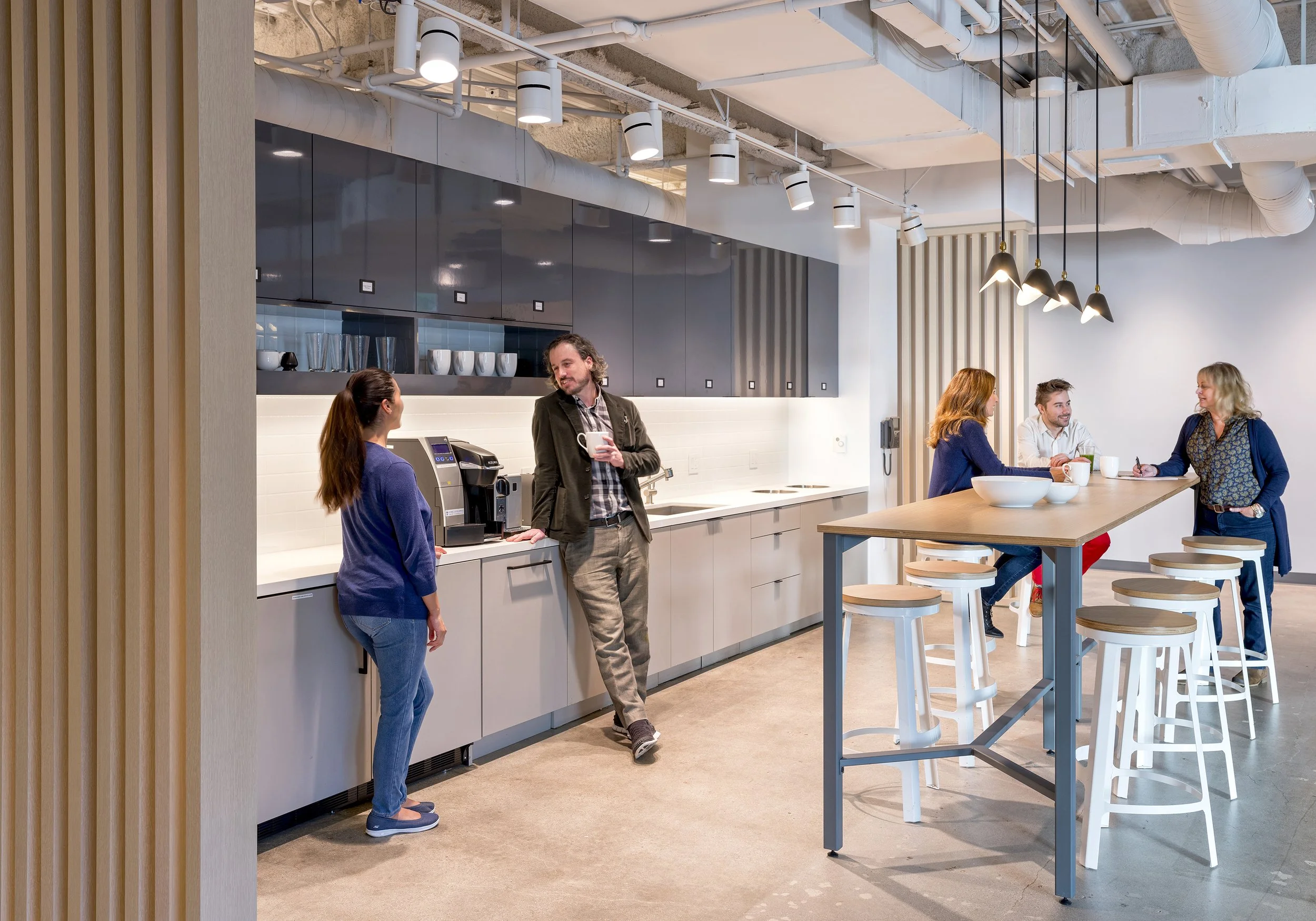 Imagine-Entertainment-Kitchenette.jpg