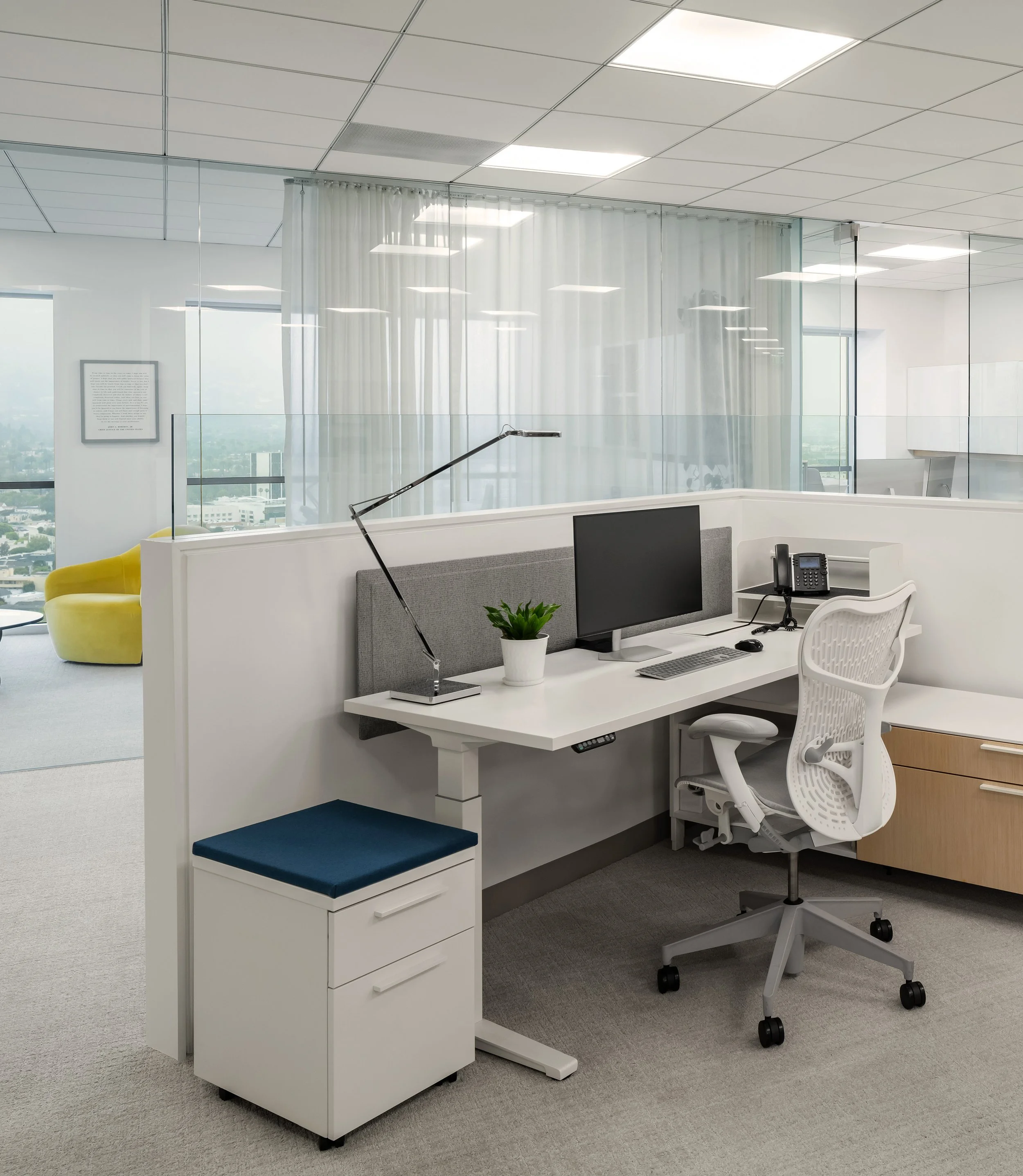 Bellco-Workstation-HermanMiller-Office.jpg