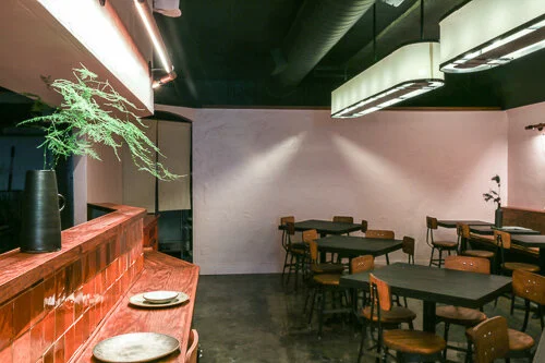 RW - DINING 4 - MMM.JPG