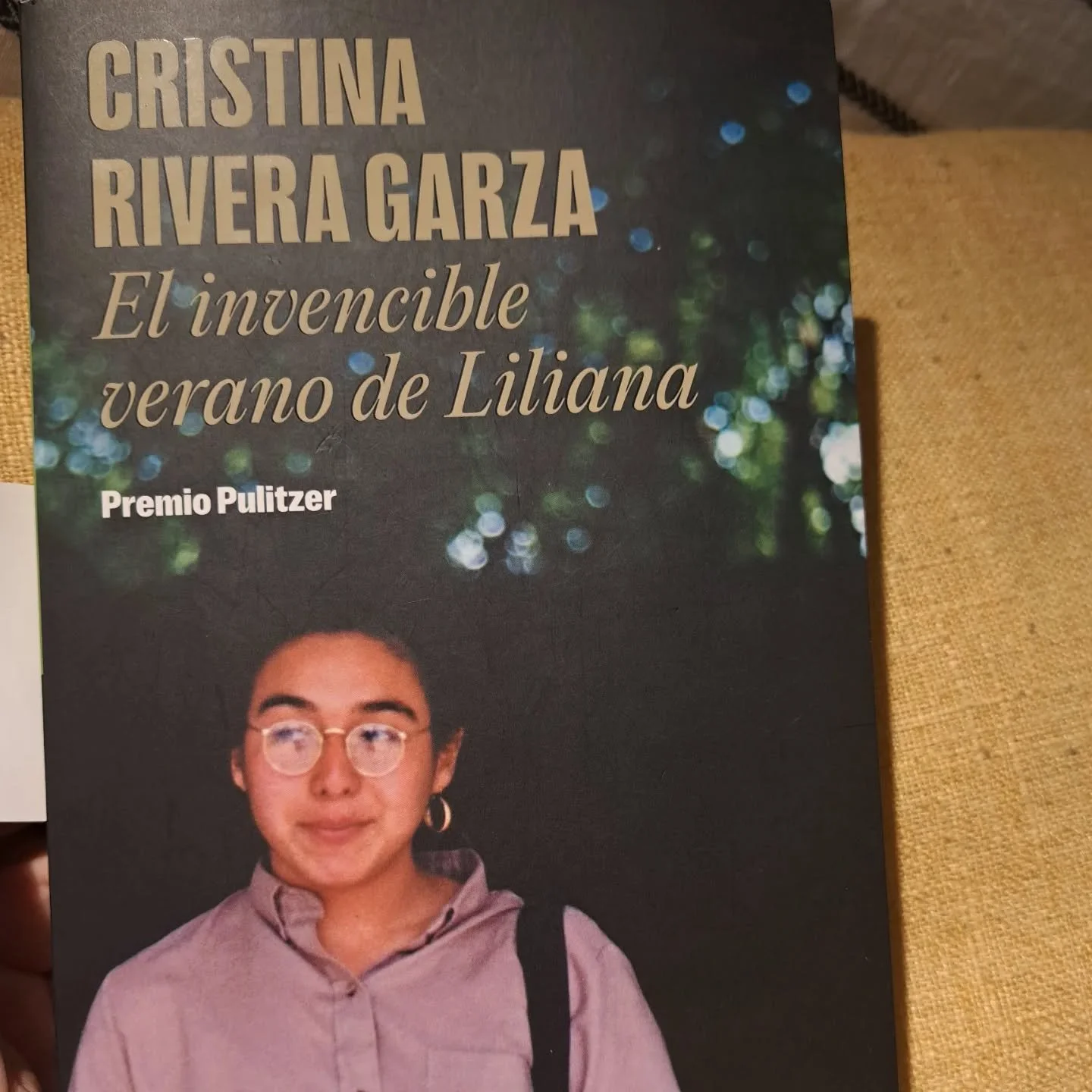Desgarrador. Grito hecho bolita. Y rugido. De Leona. Que se quiebra para salir. 

Gracias. Zoi, por prestarmelo.

Gracias absolutas 
@cristinariveragarza por semejante belleza.