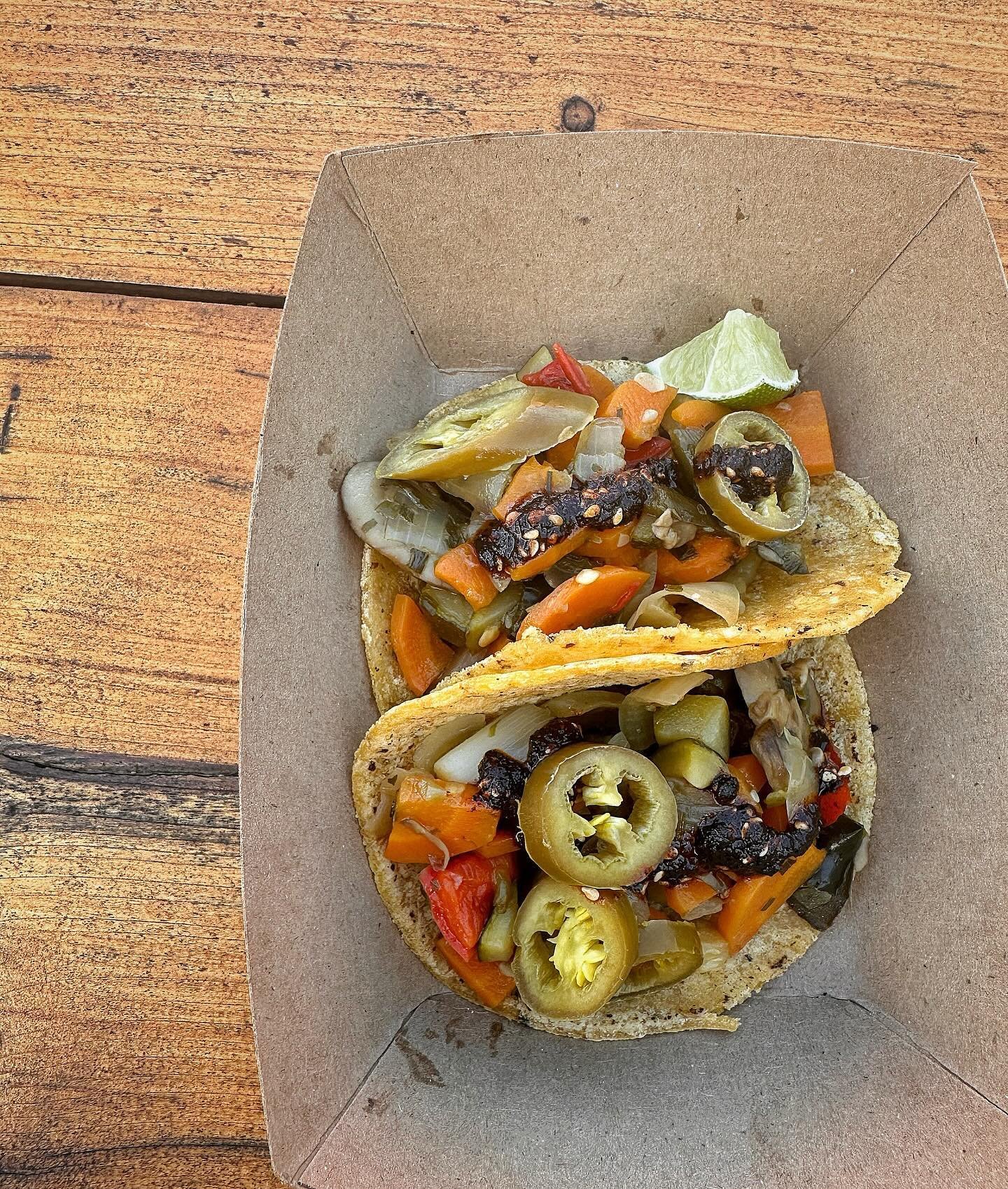 Don&rsquo;t sleep on our vegetarian tacos! Full of carrots, mushrooms, onions, jalape&ntilde;os &amp; Anaheim peppers. Depending on the season, fresh pumpkin, squash, tomatoes &amp; more. You can find these at our locations  @timeoutmarketboston Fenw