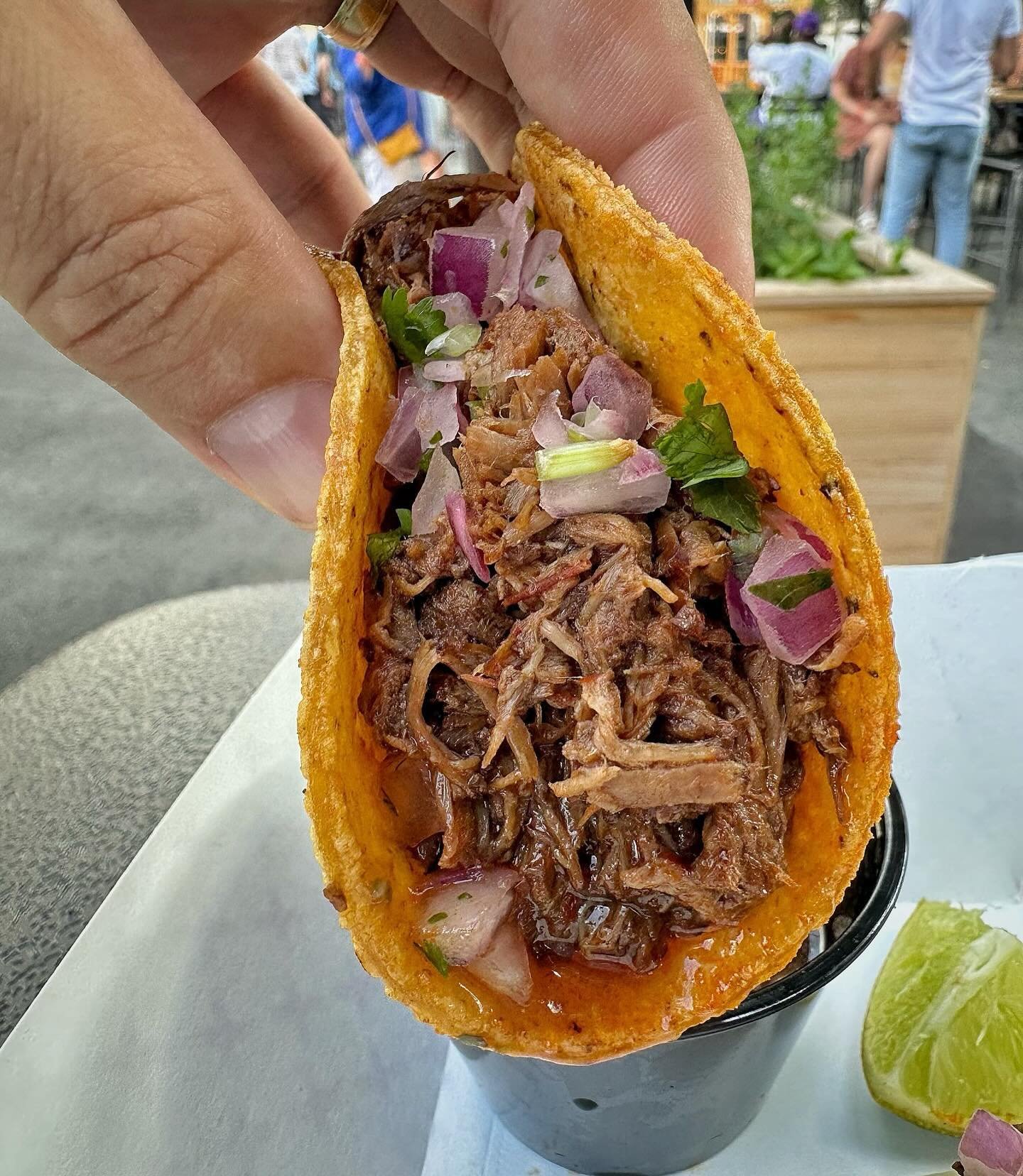 No plans for Halloween? 👻 Invite over some friends, Grab a Spooky Taco 🌮 Kit (or2!) and make your night 💯% more delicious!  Featuring Barbacoa Beef Cheeks,  our @elbarriotortillasysalsas Homemade Tortillas, Guacamolillo, Super Spicy Salsa Roja, Pu