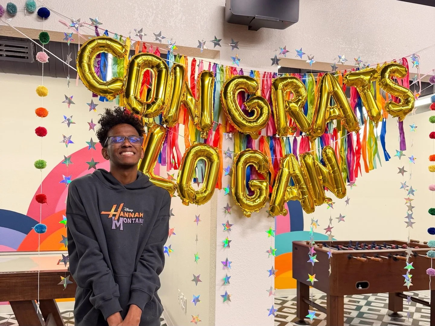 Logan&rsquo;s on Love on the Spectrum! Logan, we are so happy for you! Watching you make your TV debut (!!!) has been such a cool moment, and we are so proud of you! 

Getting to celebrate with you, your friends &amp; family at the watch party made i