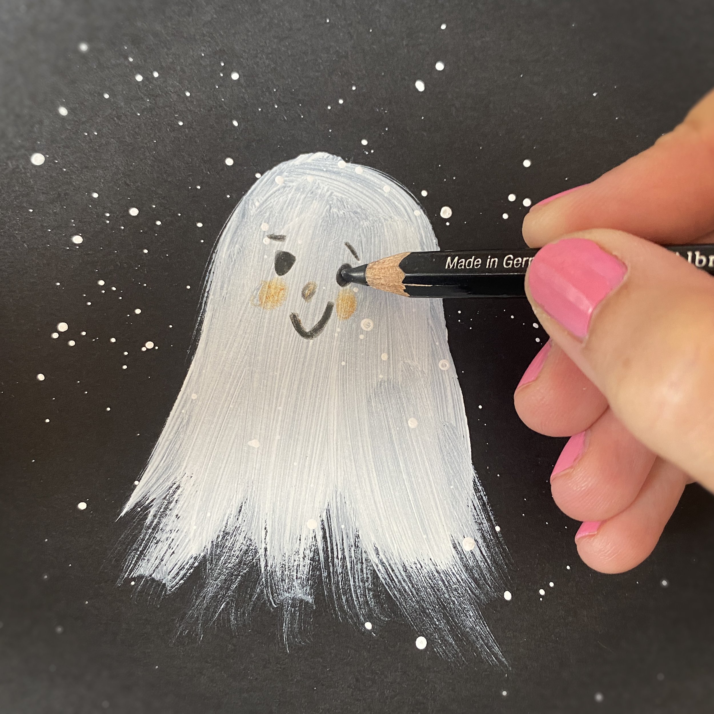 How to paint a halloween ghost