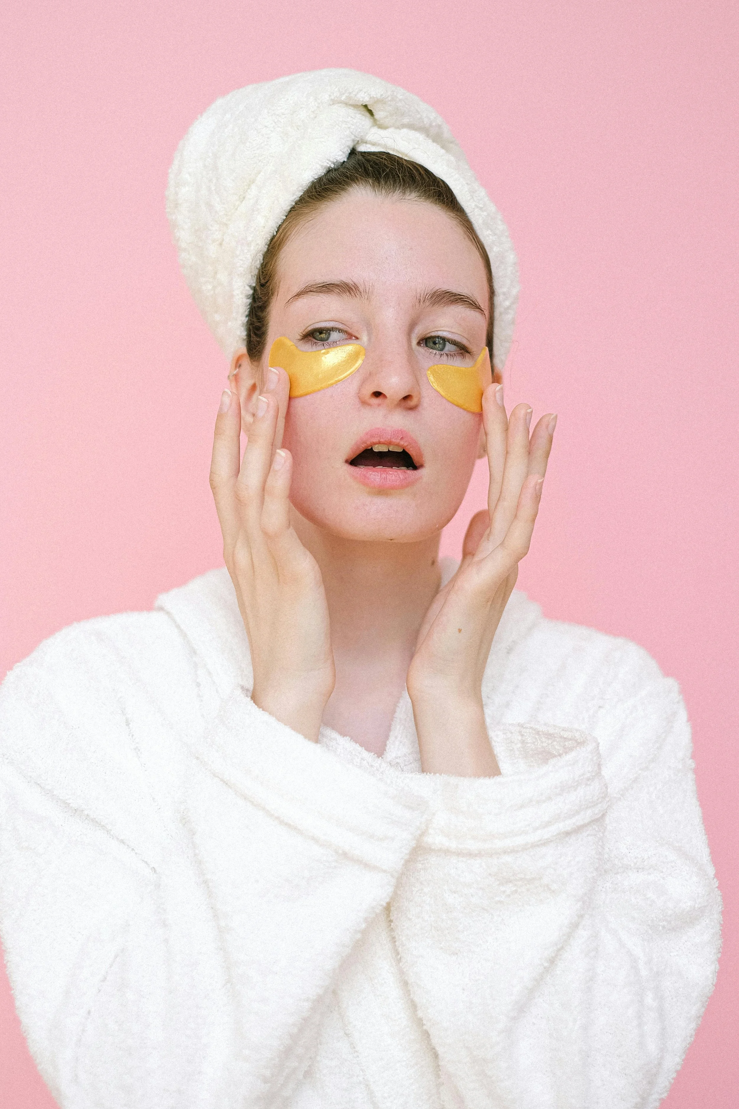 Understanding Eye Area Aging (and the Best Ways to Treat It)