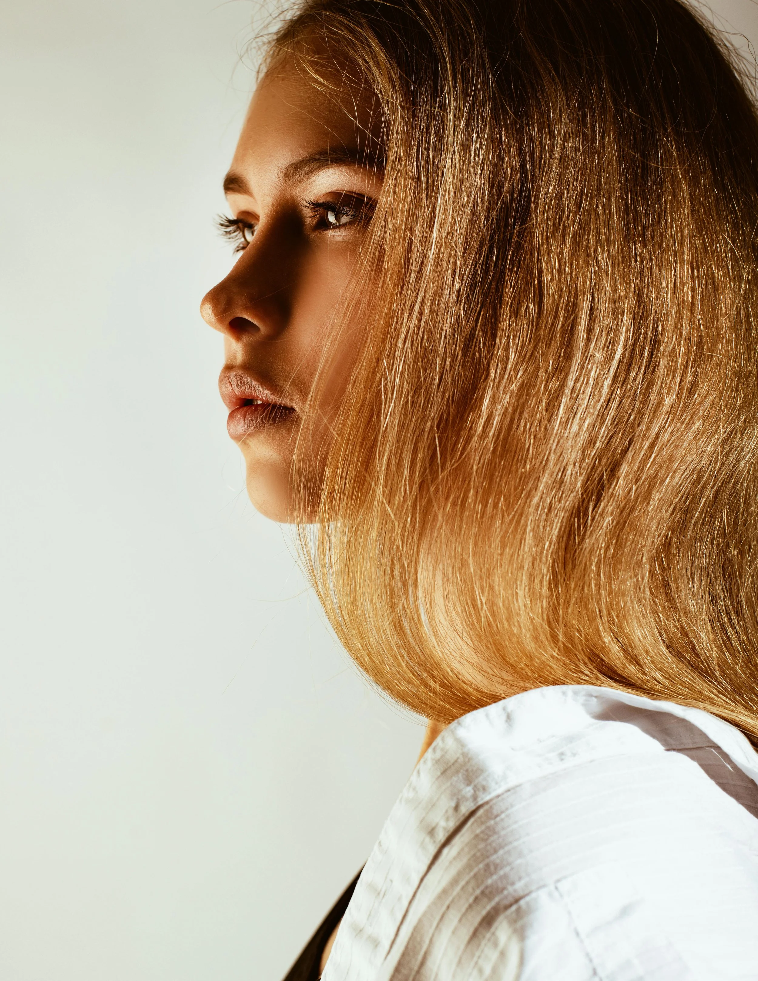 How Natural Light Shapes Your Beauty Routine More Than You Think