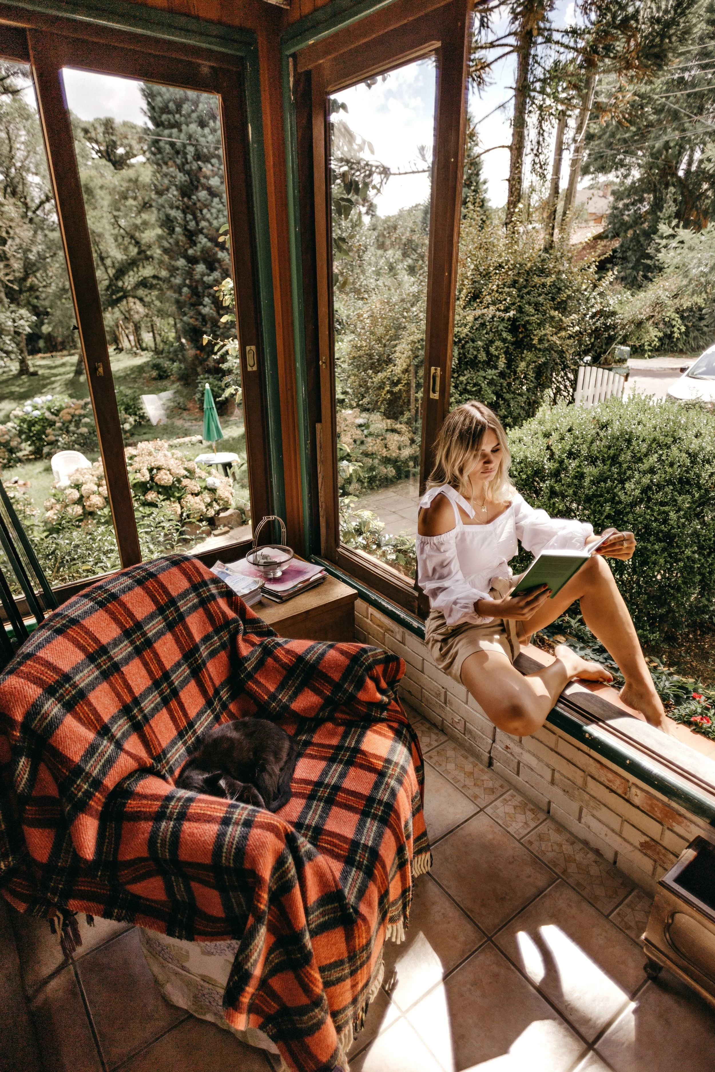 Intentional Living at Home: 5 Easy Ways to Start