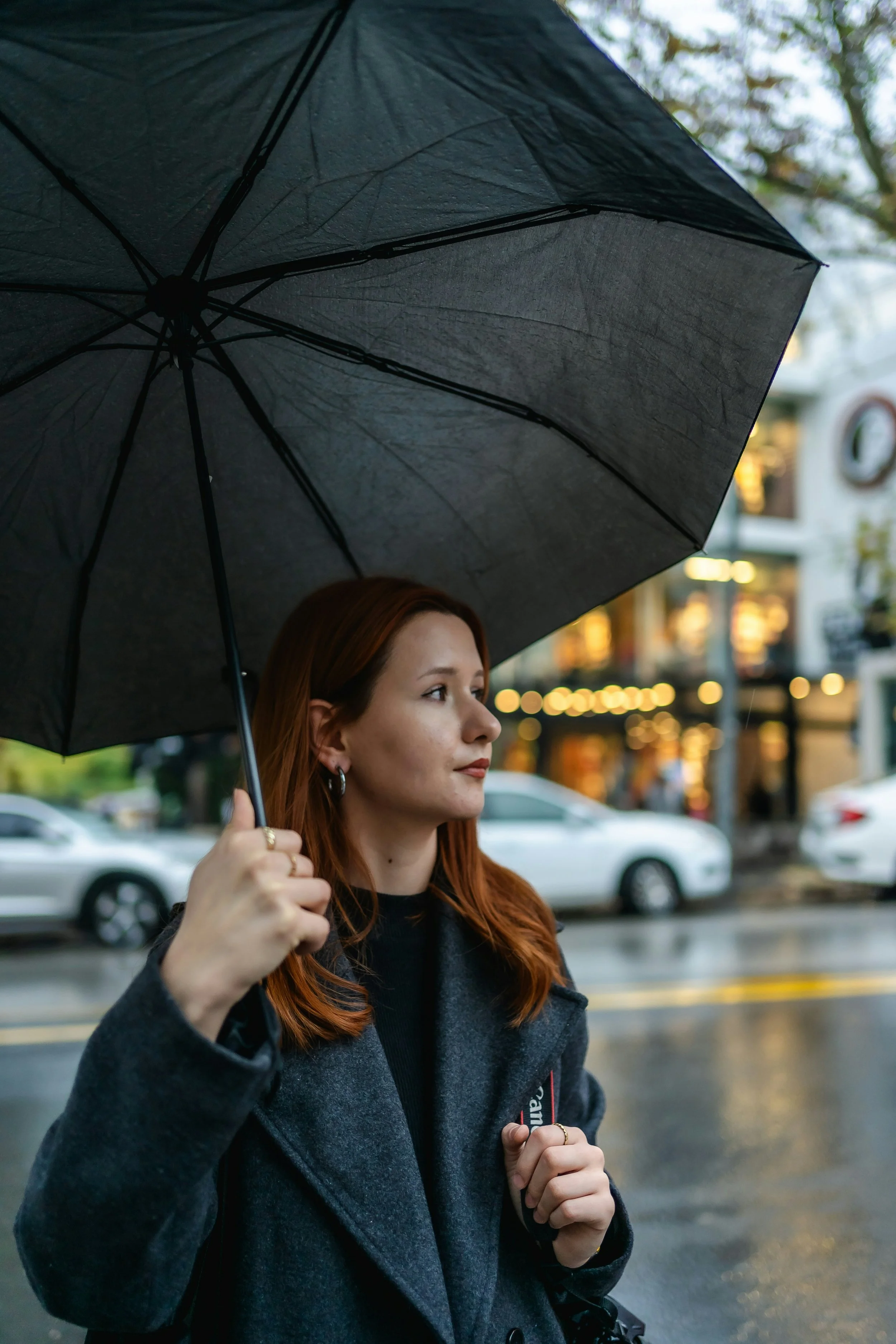6 Tips for Staying Stylish, Dry, and Comfortable Outdoors