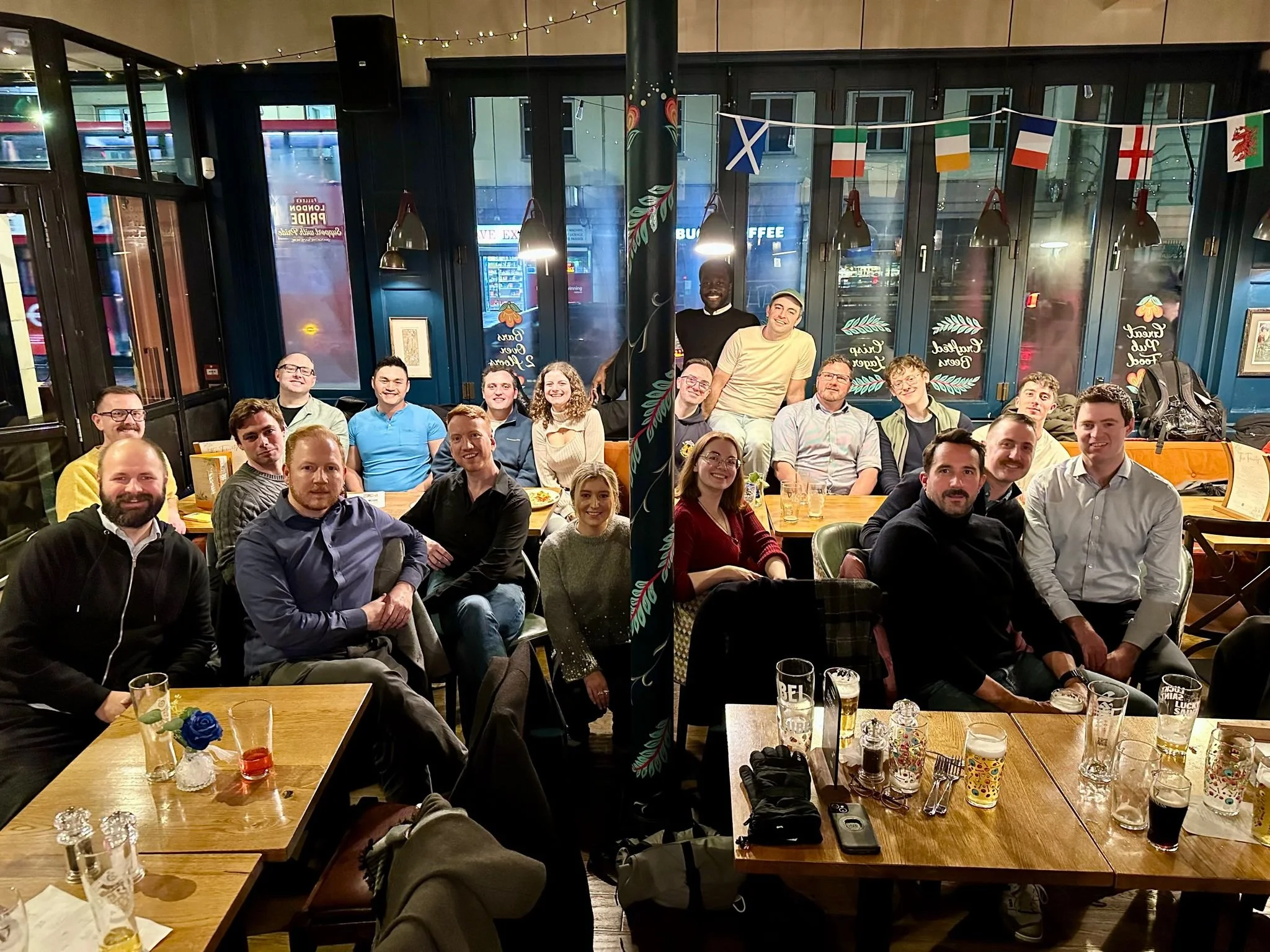 Social Squad quiz night