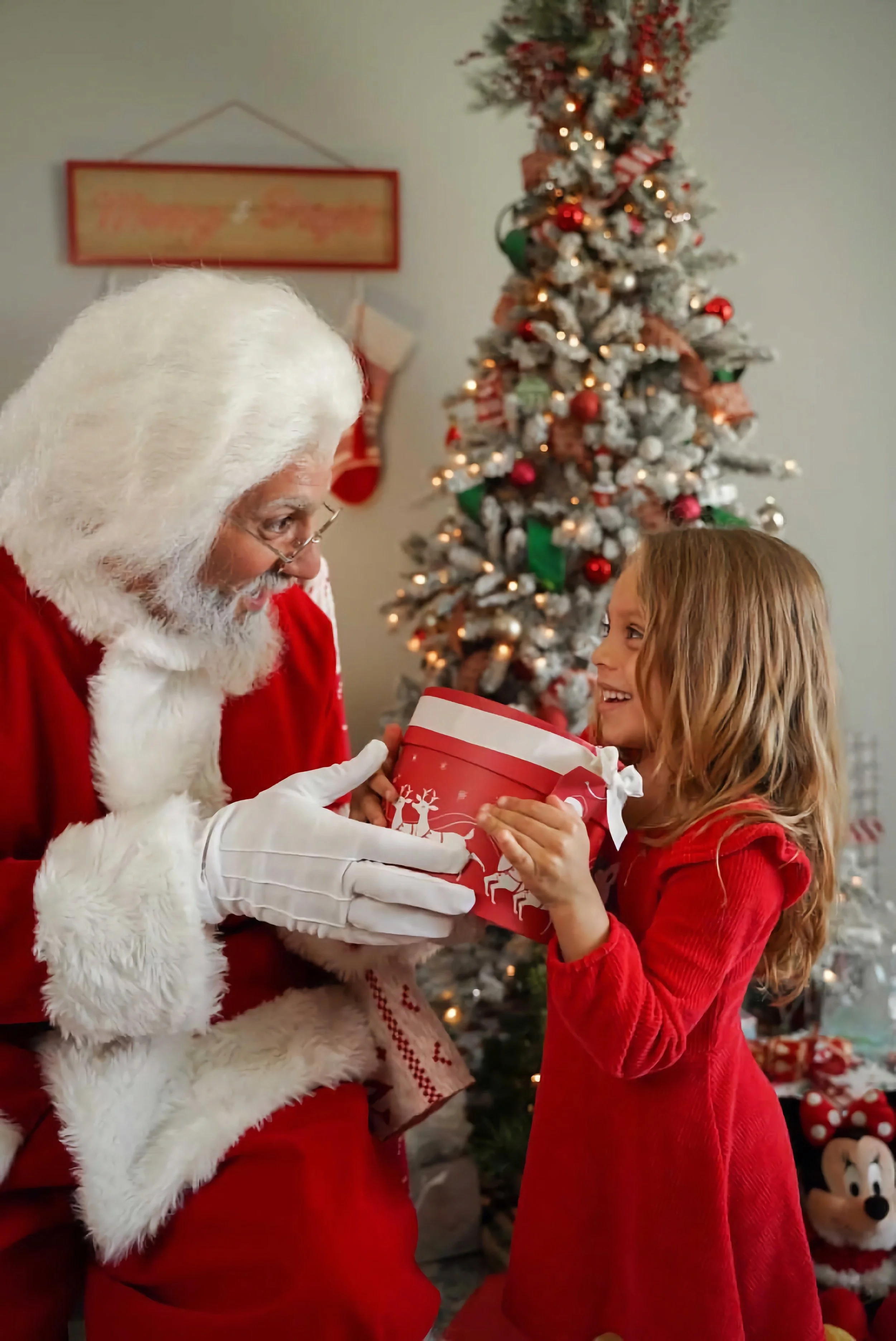 Santa's Jewish Helpers