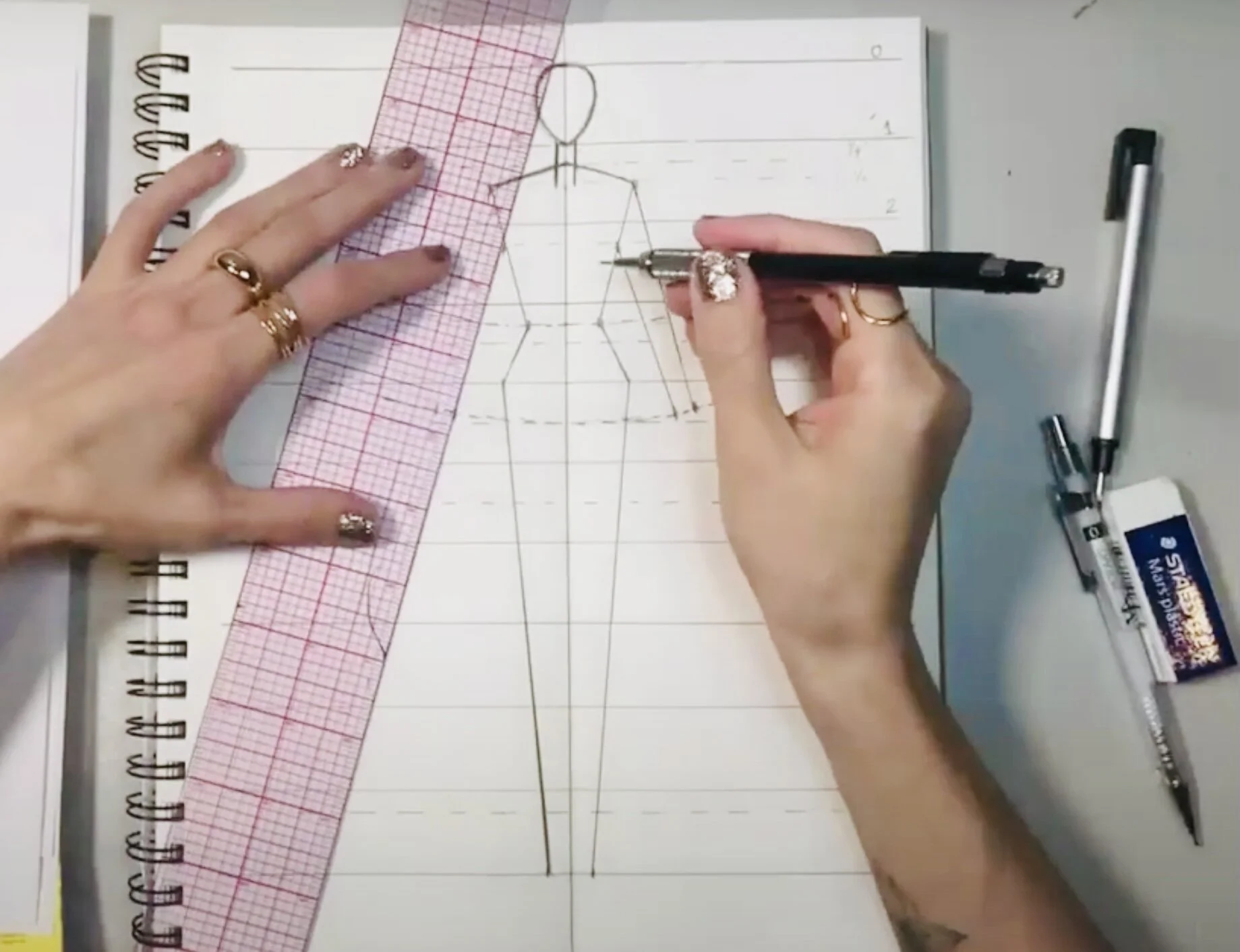 Diseño de Modas: Proporción de la Figura Humana