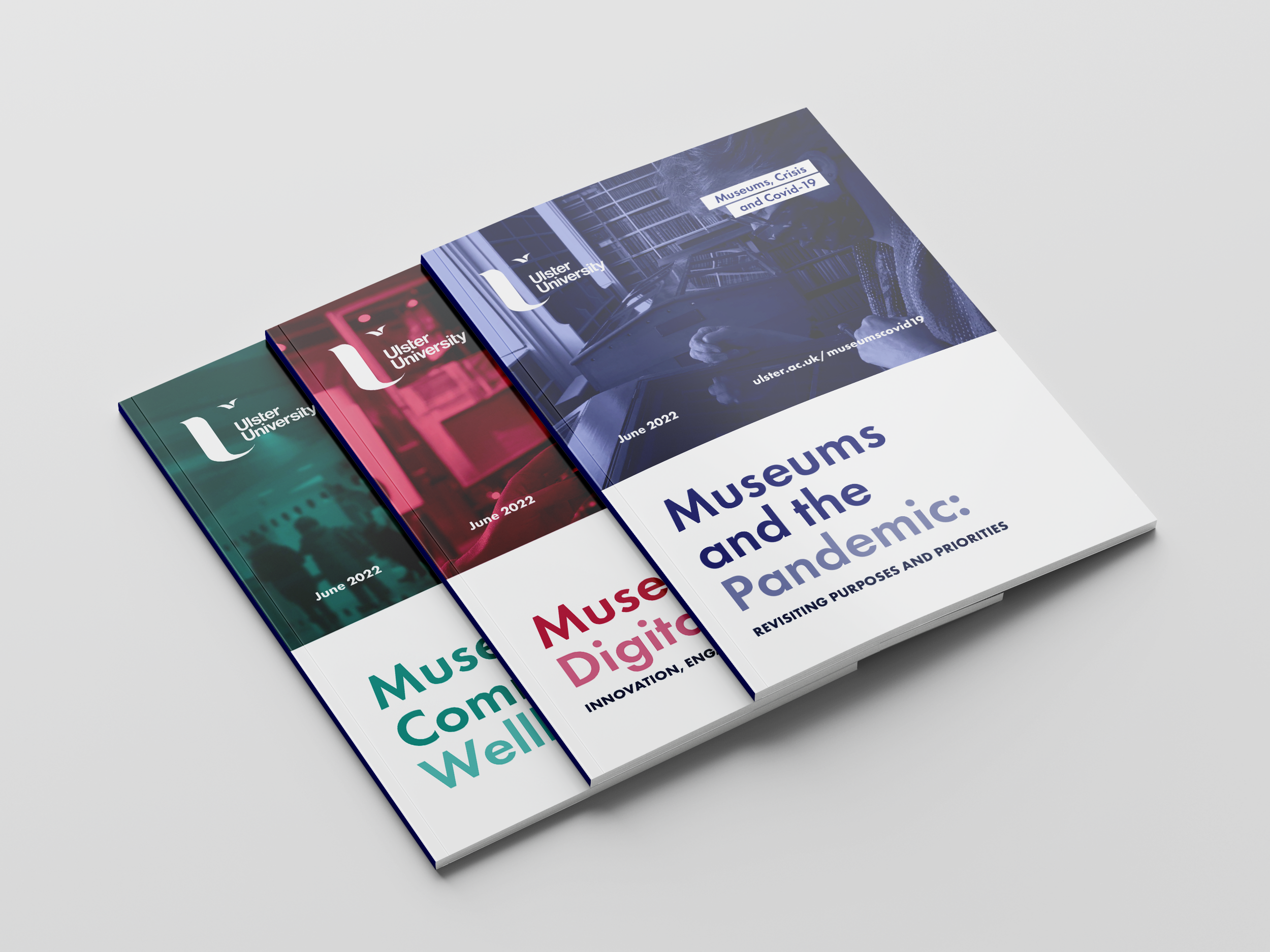 Perfect_Binding_Brochure_Mockup_4.png