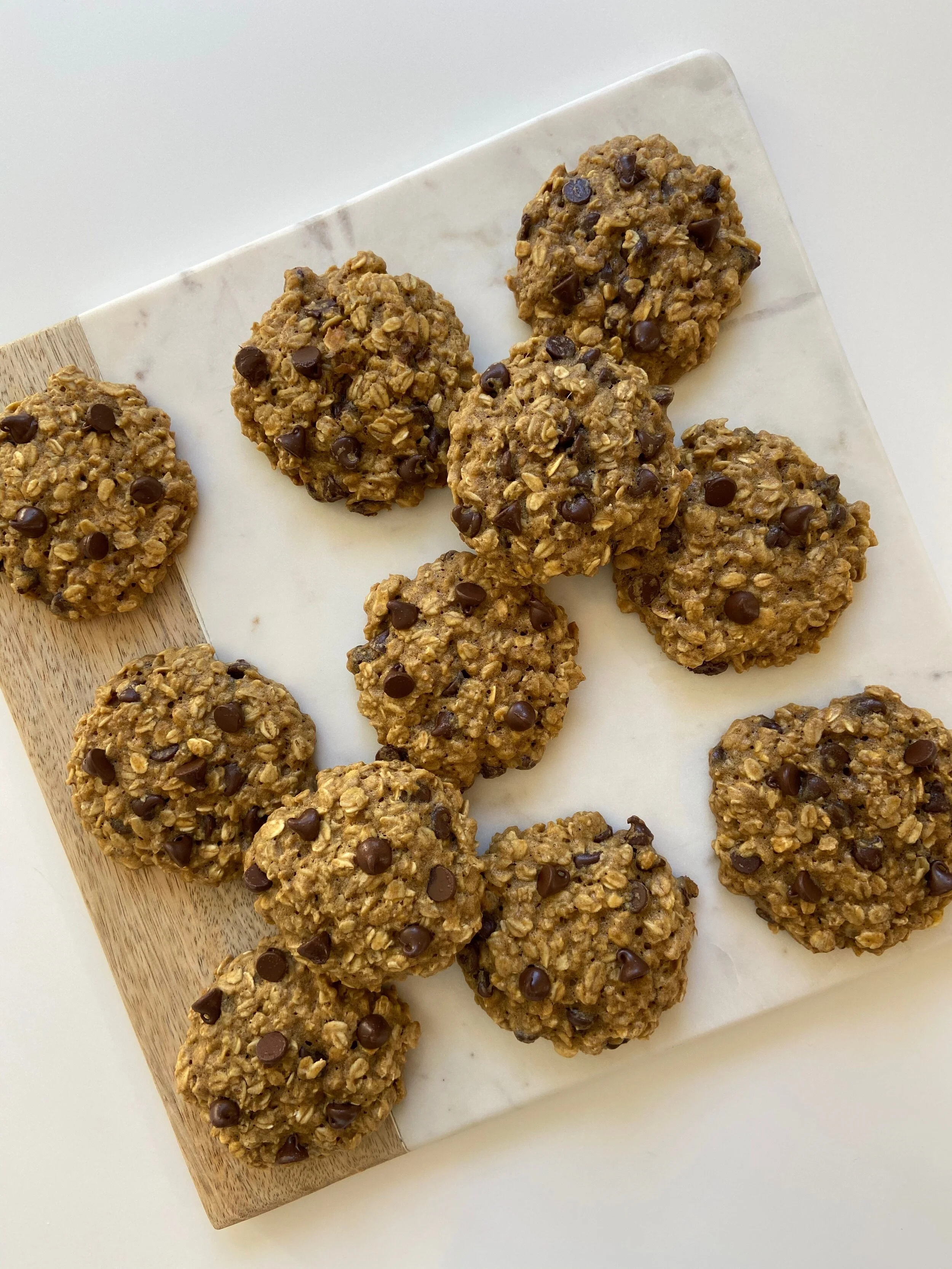 Oatmeal Pumpkin Chocolate Chip Cookies