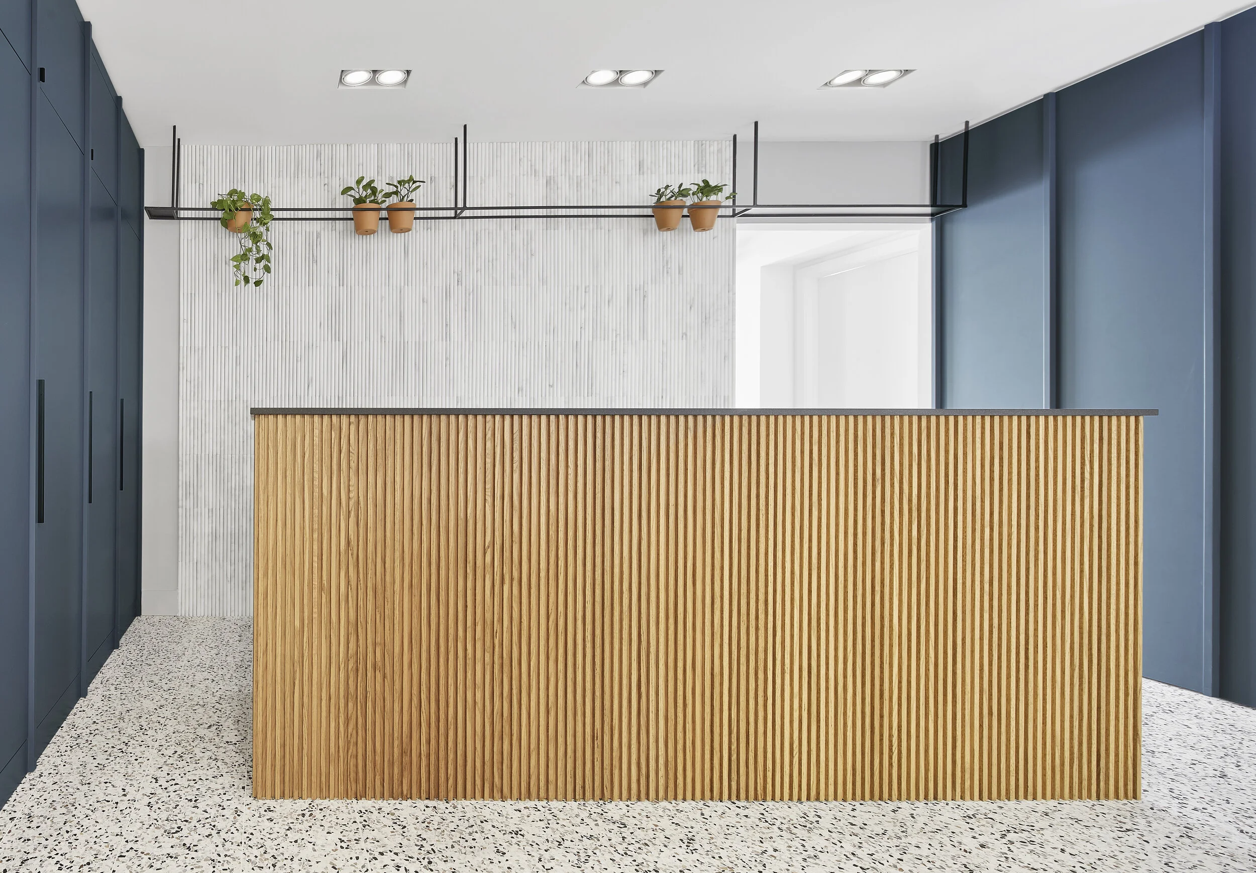 Office 2-1.jpg