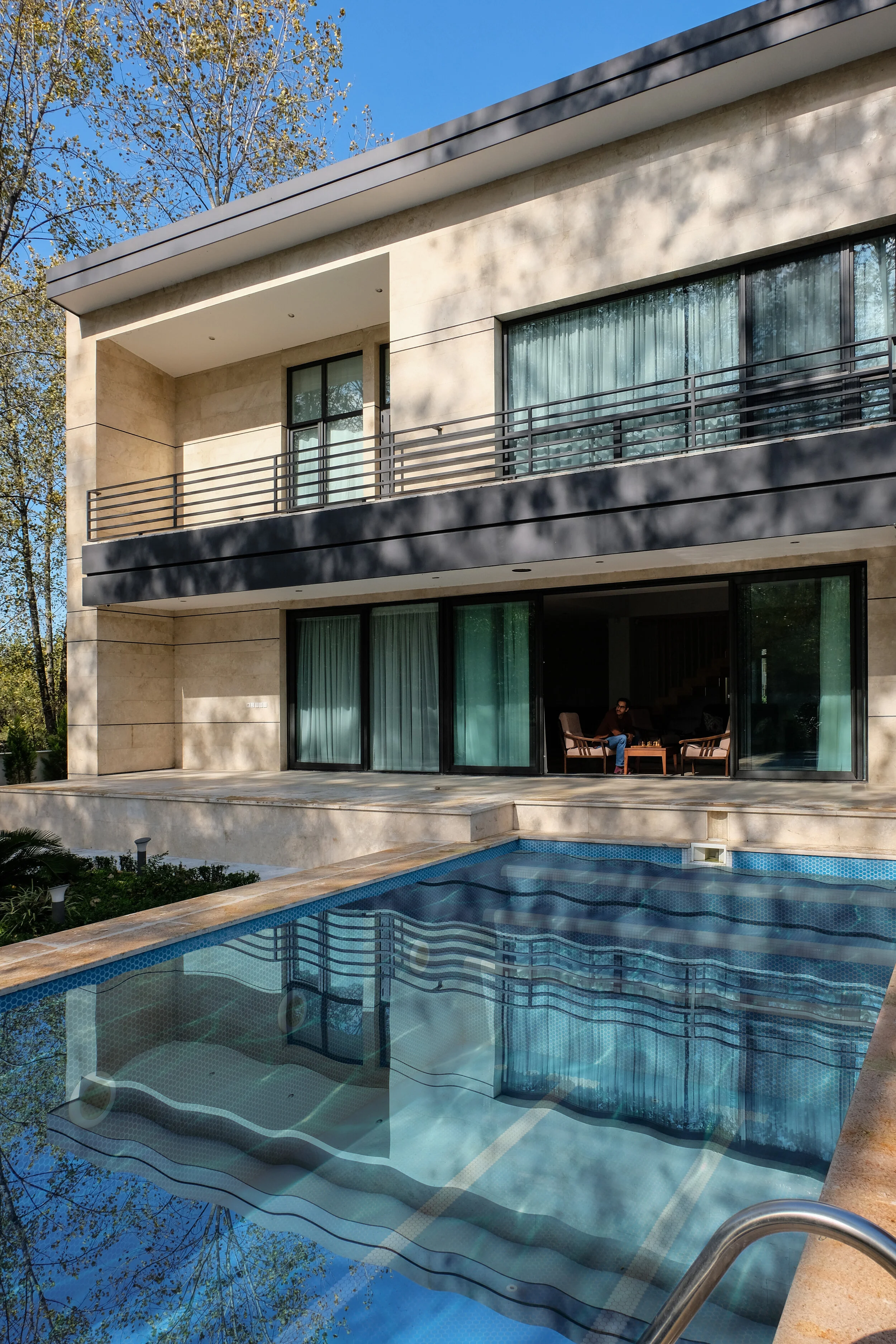 Villa 02.jpg