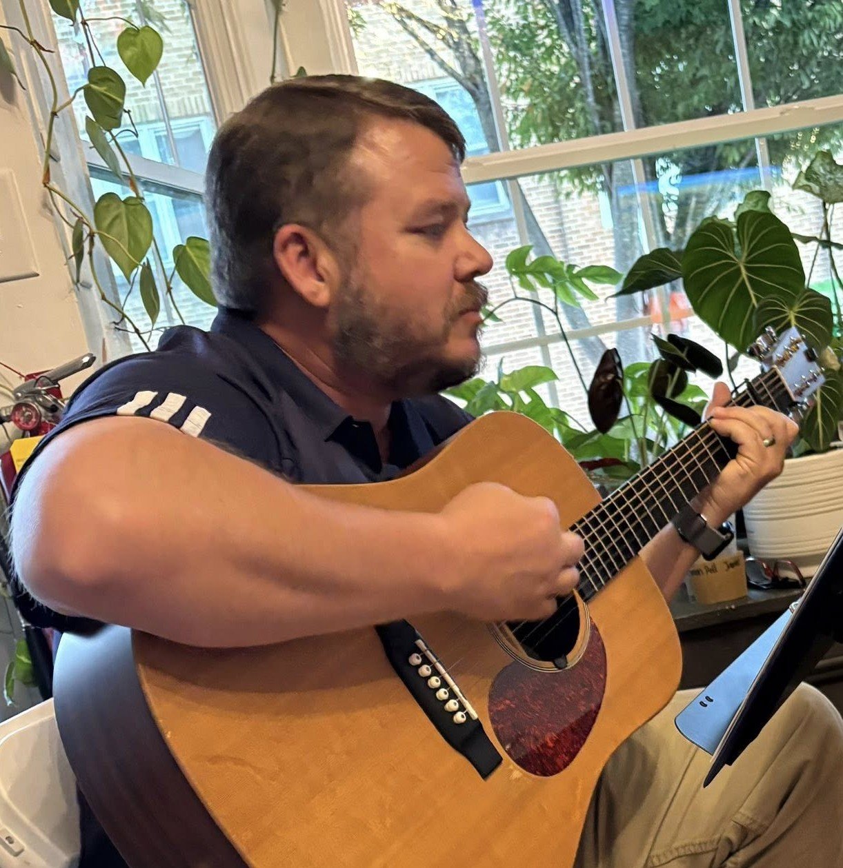 acoustic circle jamie.jpg