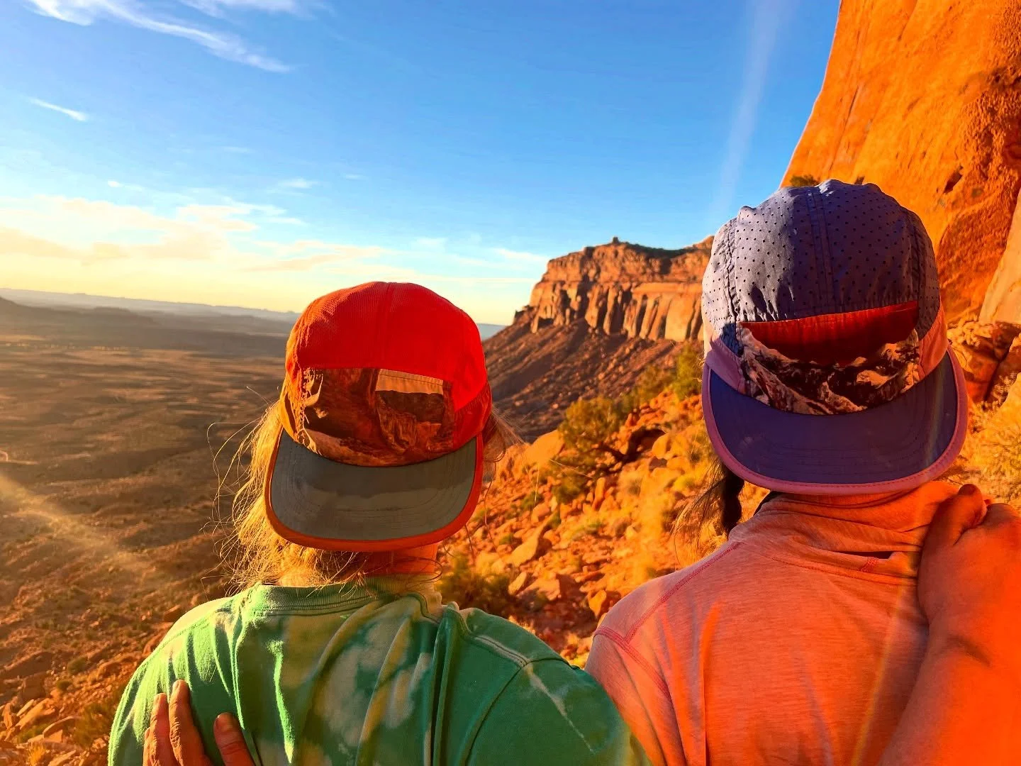 Some hats with my art featuring some rad ladies!
Shoutout to Court and Emily for modeling these hats at the Creek!