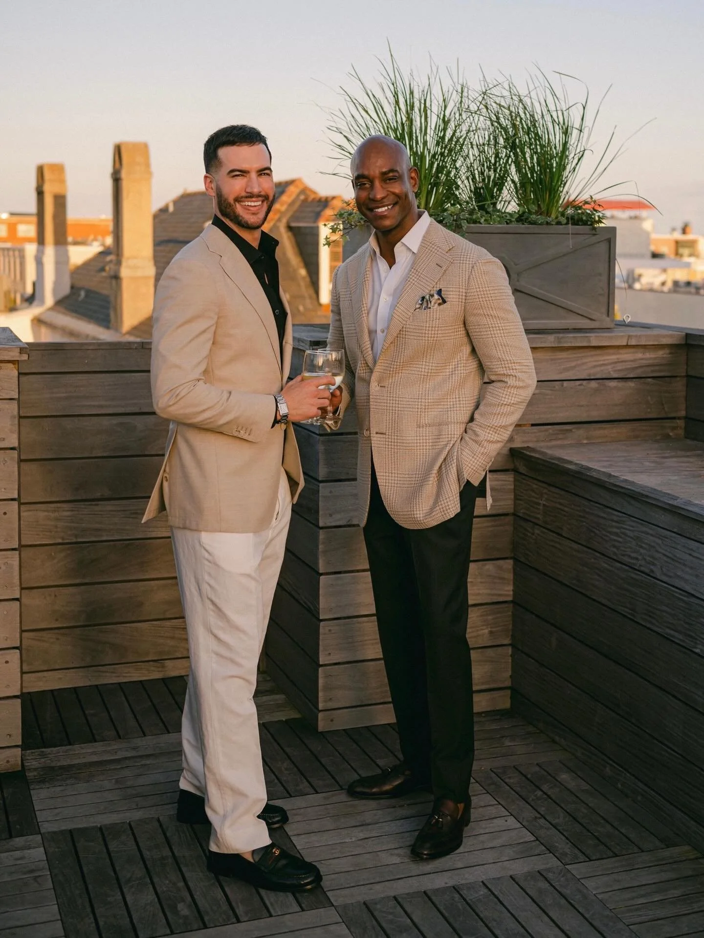 A stylish rooftop party was the perfect way to celebrate @ryanalbert&rsquo;s birthday. Cheers to birthdays and later sunsets🥂