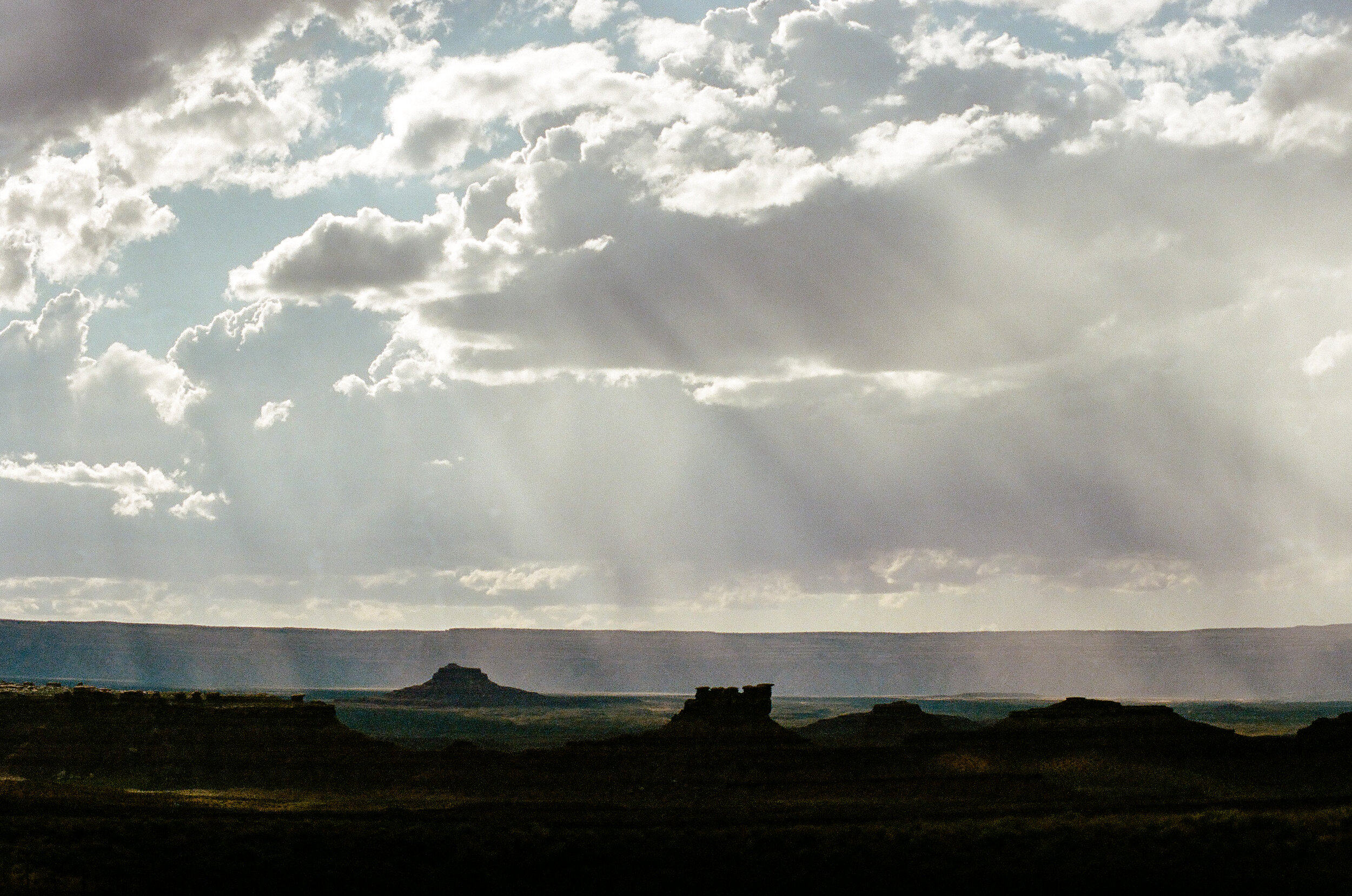 Valley of The Gods_sunrays-79700017.jpg