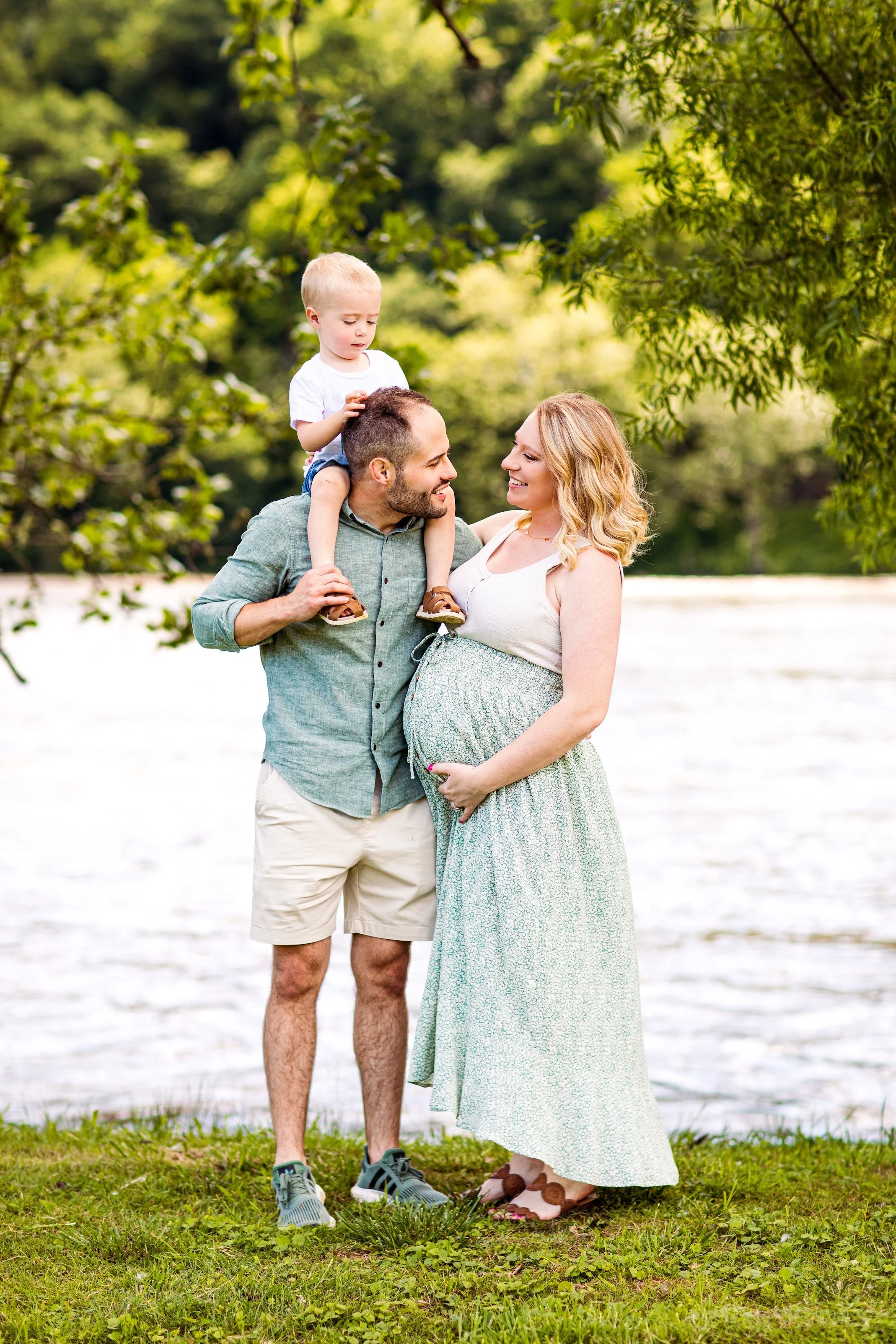 Bowman-Family-May2022-29.jpg