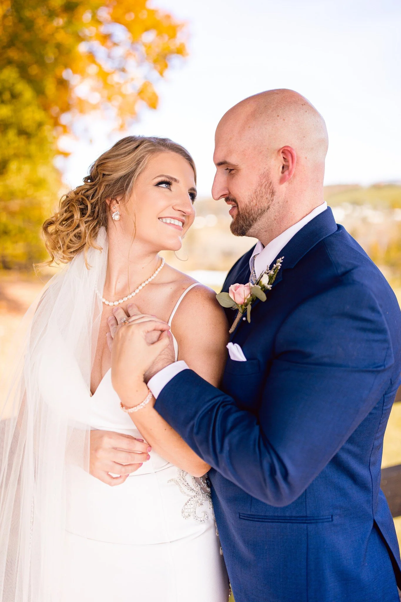 Mt-Vale-Highlands-Wedding-Bride and Groom-19.jpg