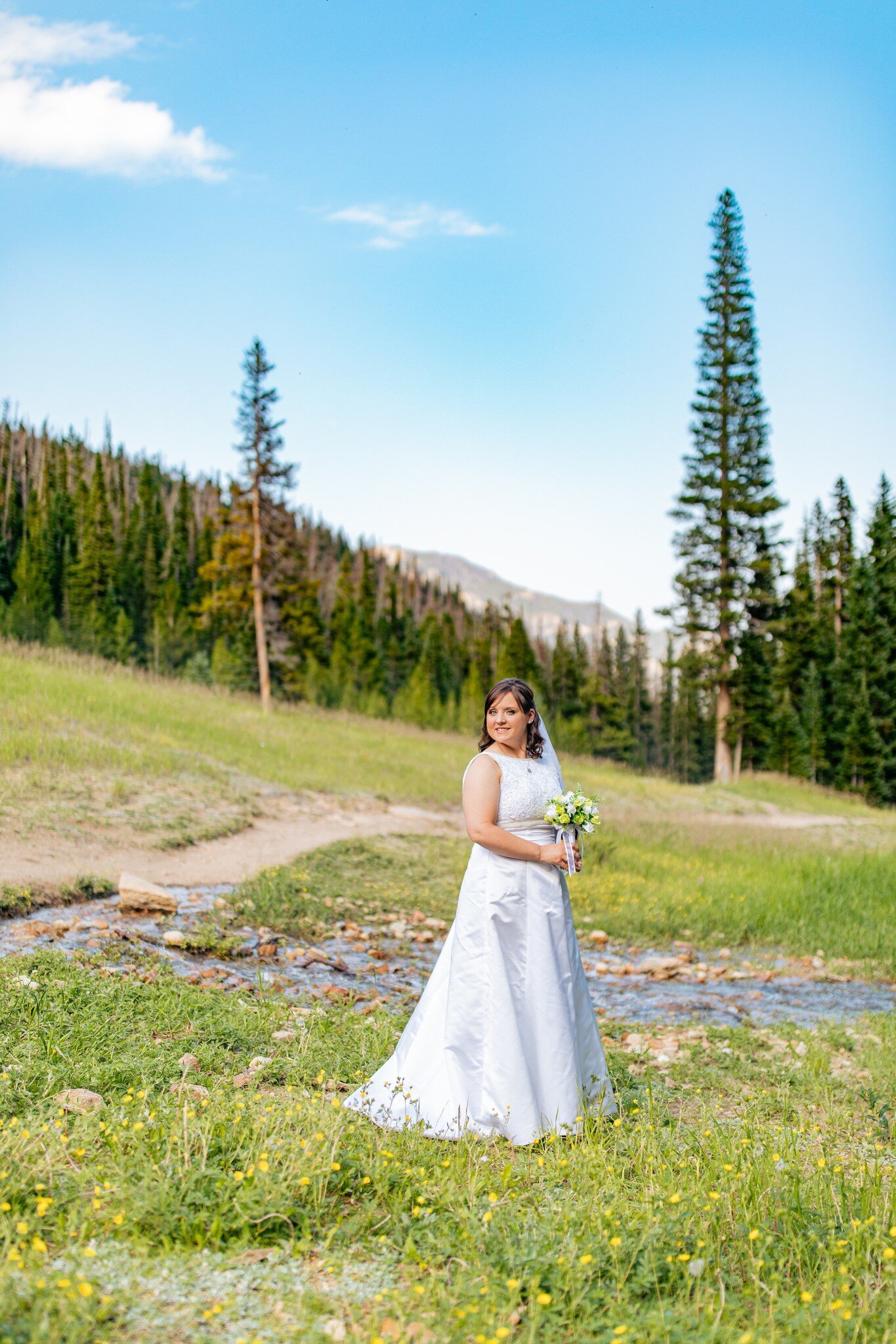 rocky-mountain-national-park-elopement-ceremony-photos-11.jpg