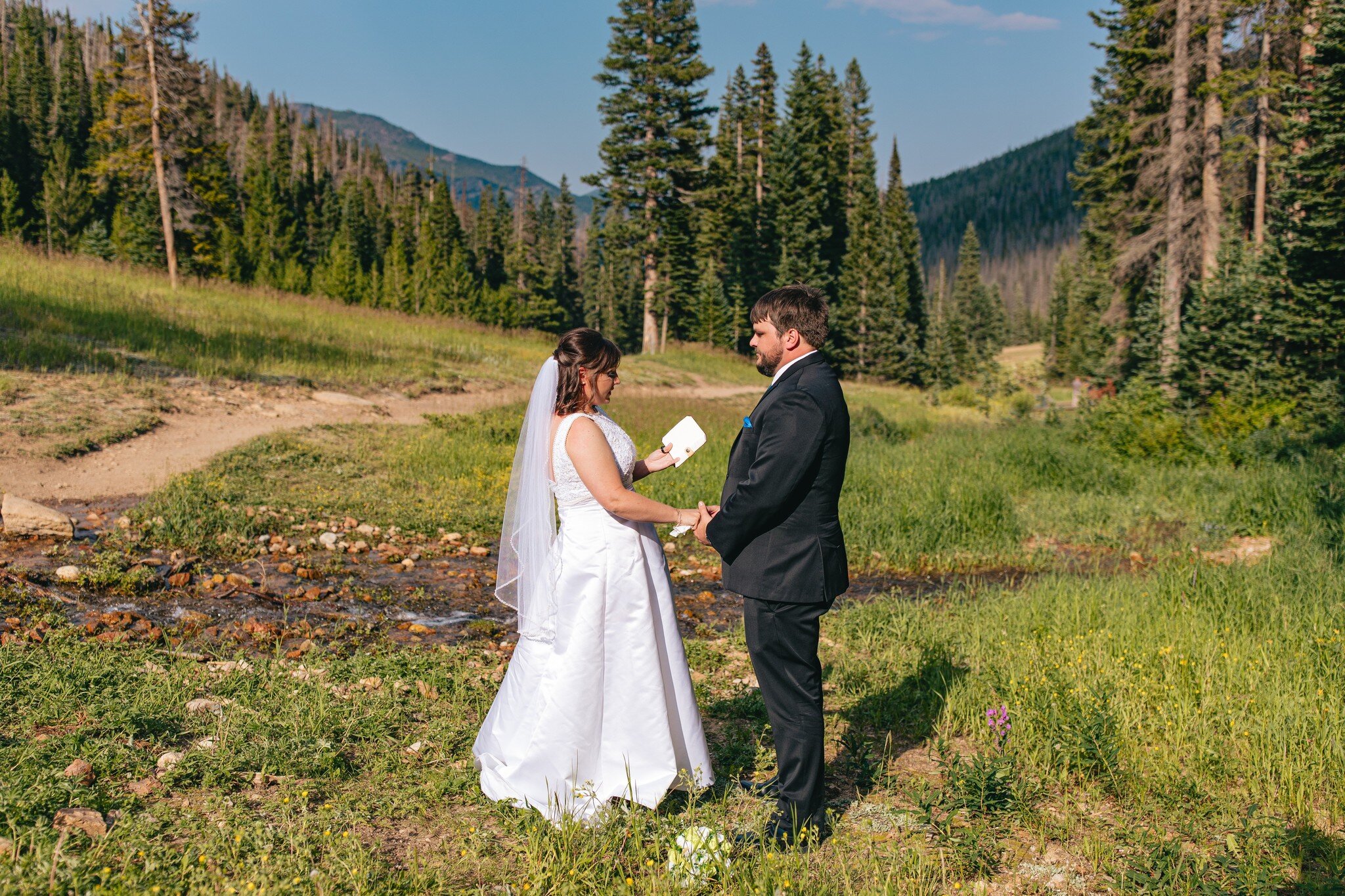rocky-mountain-national-park-elopement-ceremony-photos-45.jpg