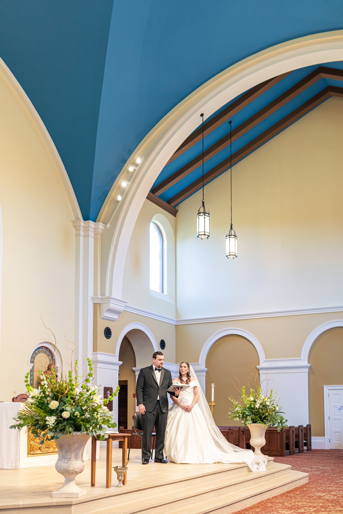 St-John-the-Evangelist-Church-Wedding-Photos-Waynesboro-VA-34.jpg