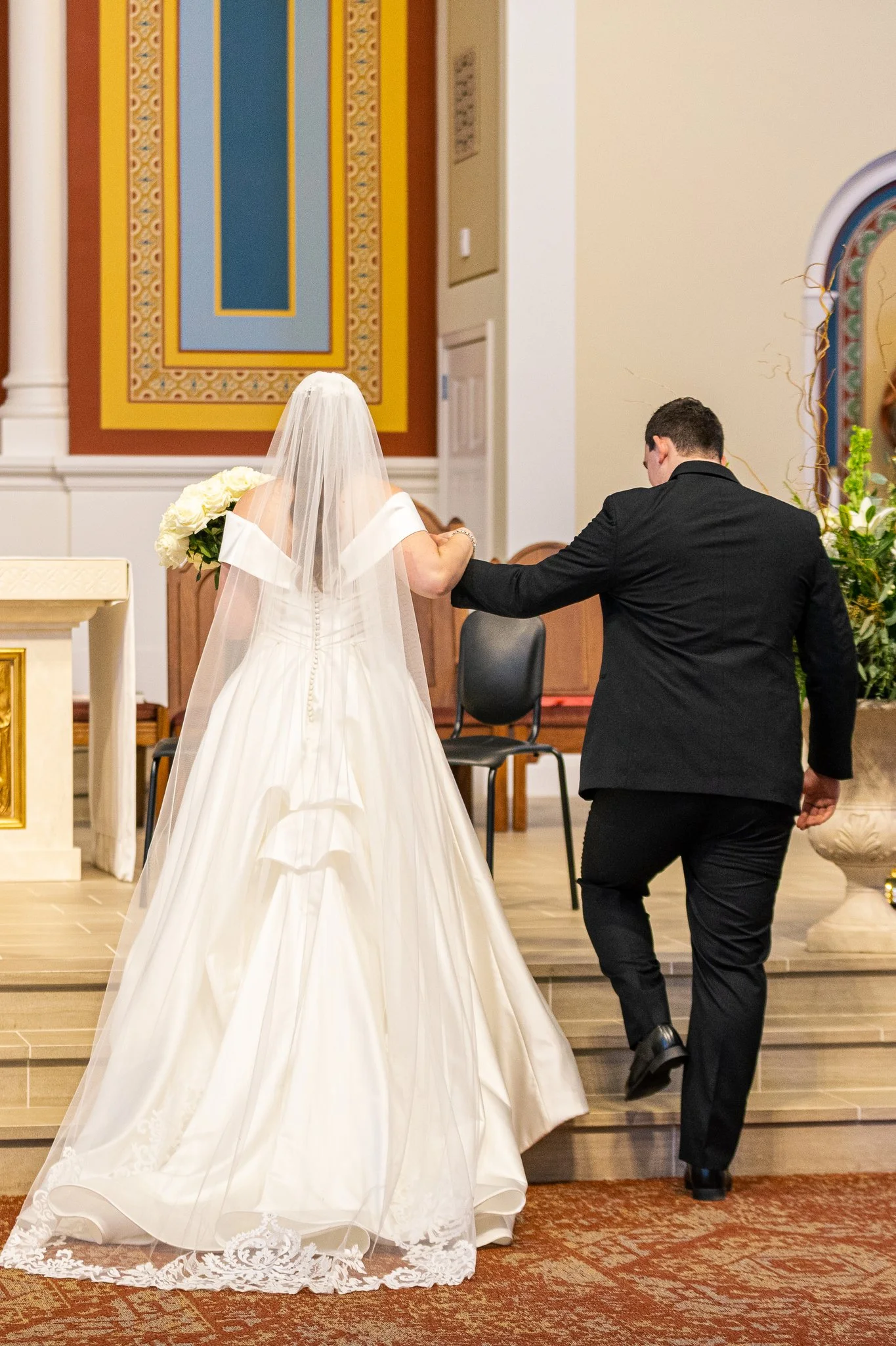 St-John-the-Evangelist-Church-Wedding-Photos-Waynesboro-VA-32.jpg