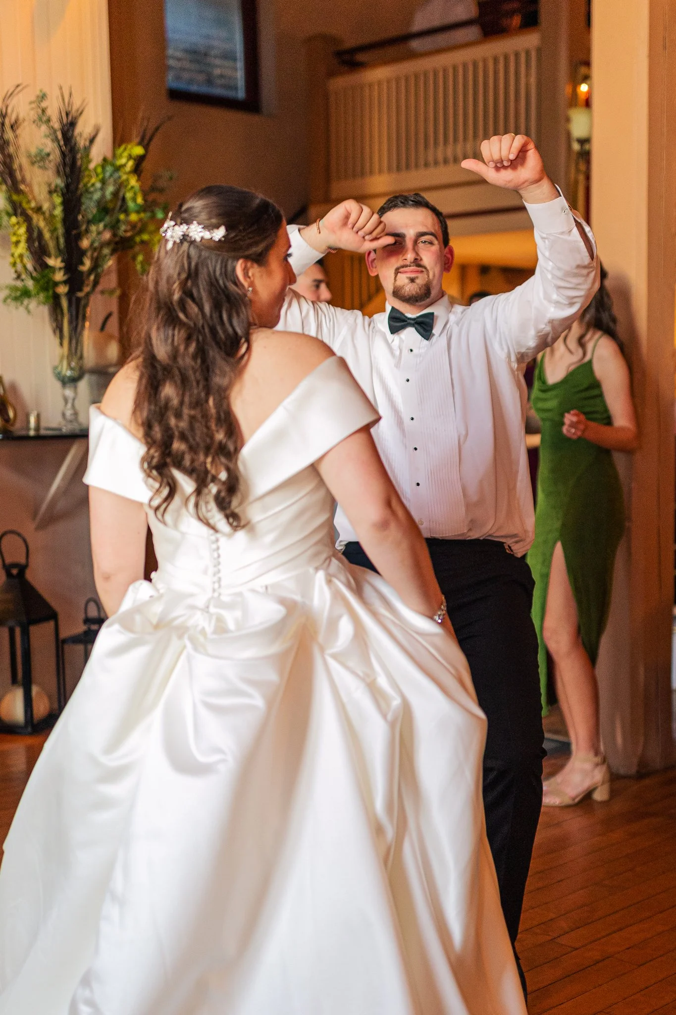 St-John-the-Evangelist-Church-Wedding-Photos-Waynesboro-VA-116.jpg