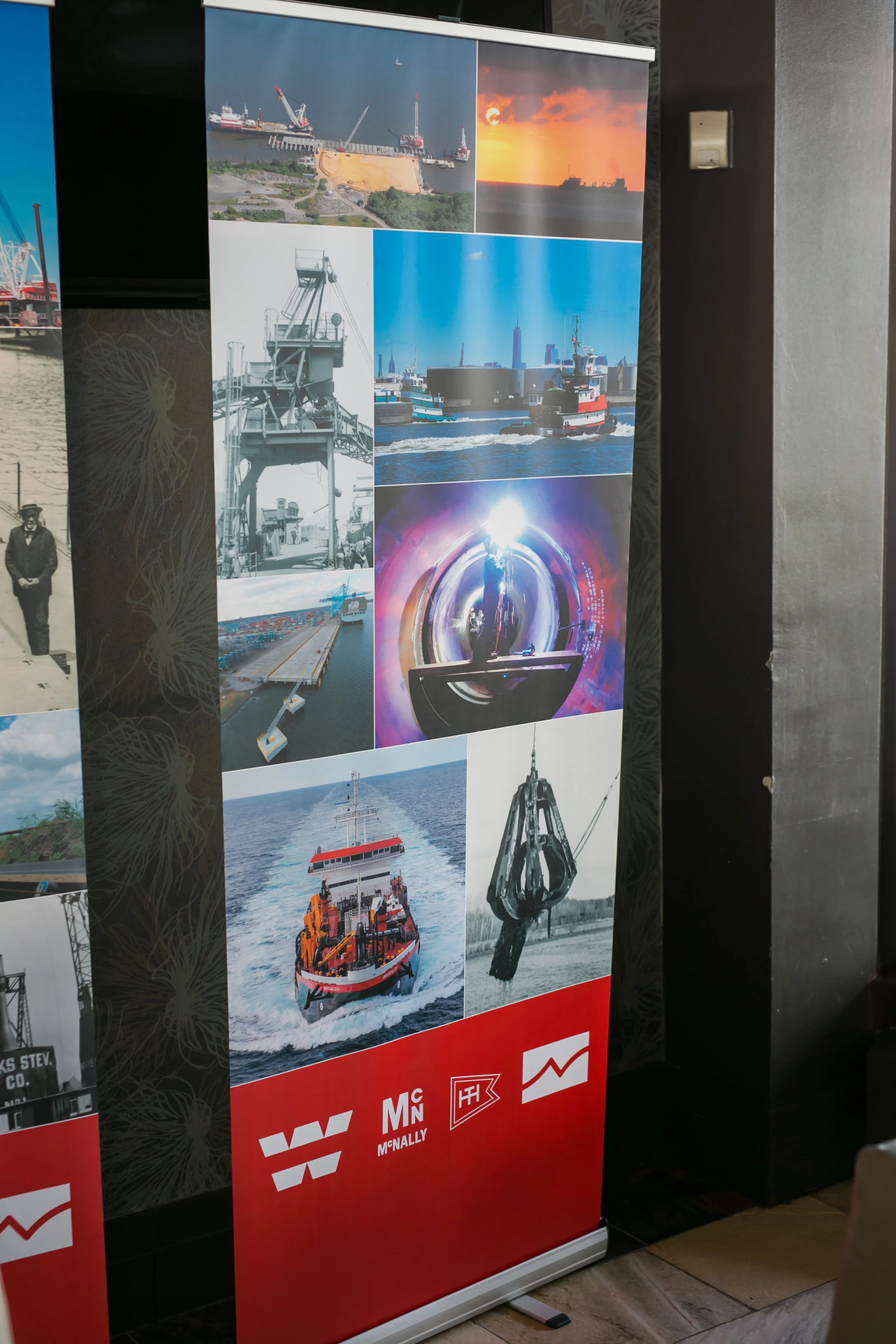 HolidayParty-CorporateEvent-Photographer-NYC-016.jpg