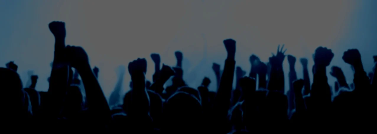 Crowd+Fights.jpg