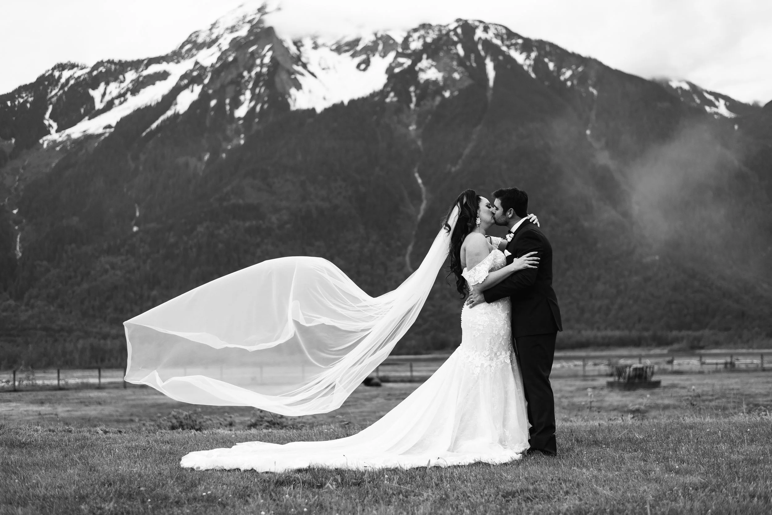 Emily+Matthew-471.jpg