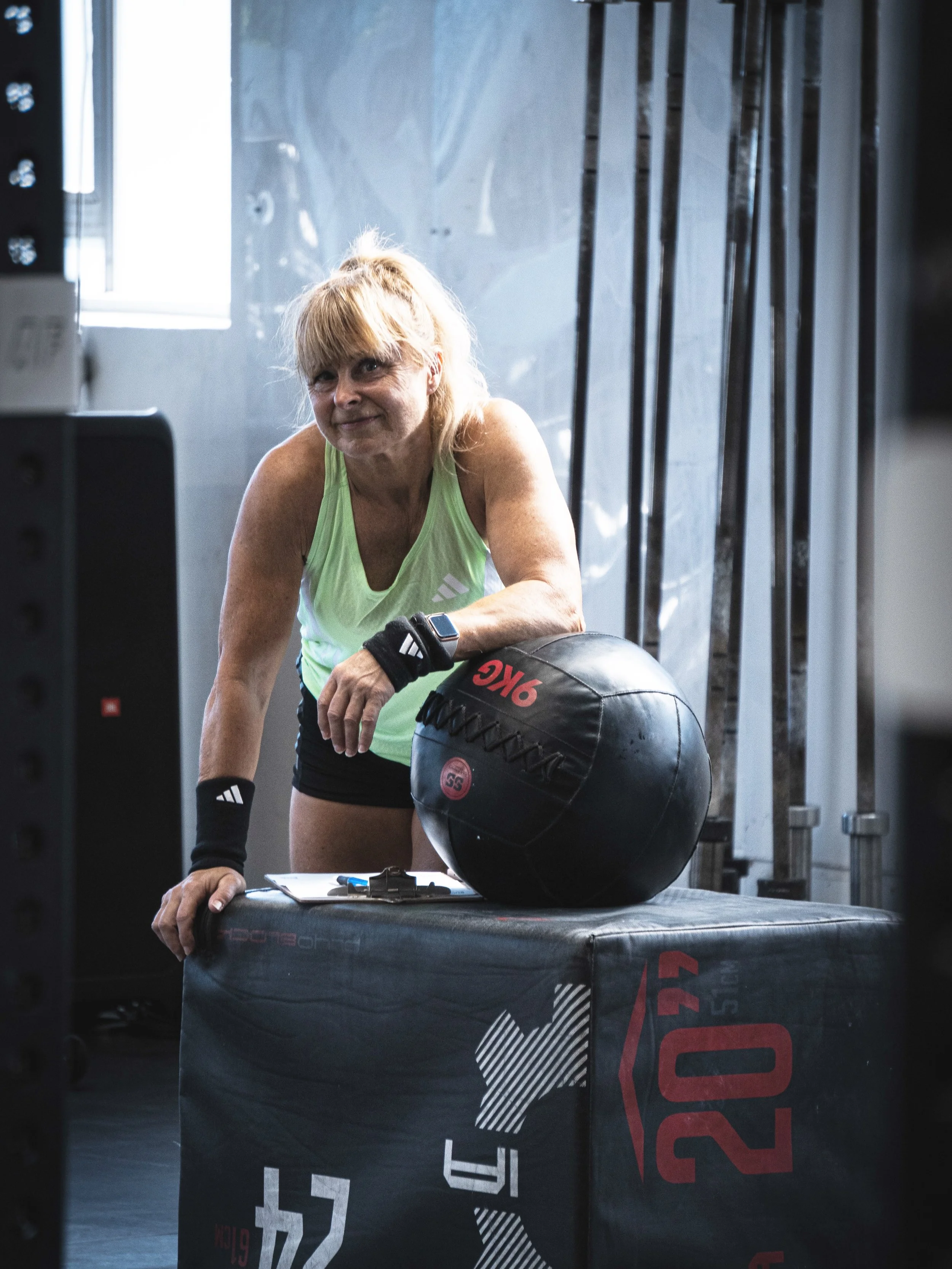 Our little @lisaosbornebodyattack has qualified in 5th place overall in the age group semifinals and has made her way back to the CrossFit Games! 🥳🥳🥳

All your dedication to training, juggling work, family &amp; life, and navigating injuries has p