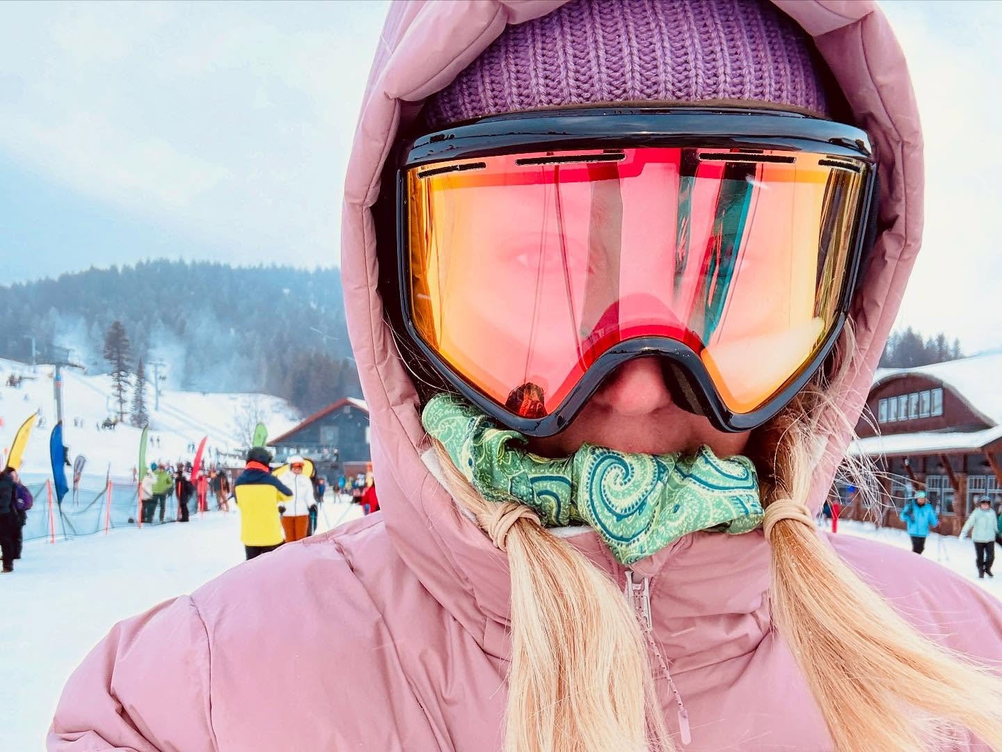 Back at finding new experiences in this new year! Just got home from Bozeman, Montana to test out skiing for the first time in atleast 10 years. Did two days @bridgerbowl and conquered the ❄️ run! Such a good challenge and I finished day two with a l