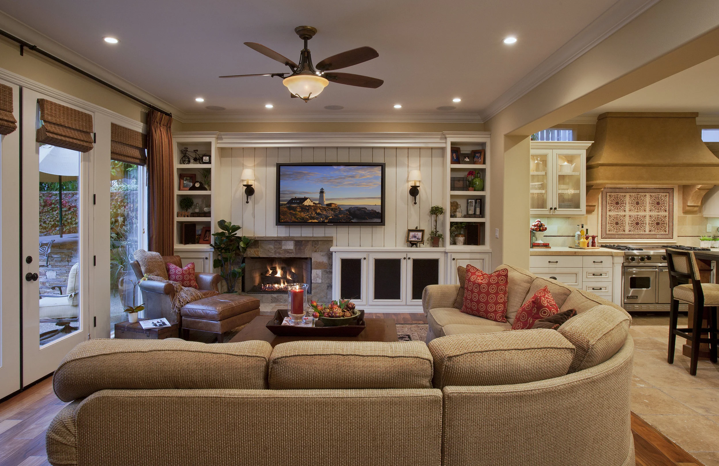 familyroom.jpg