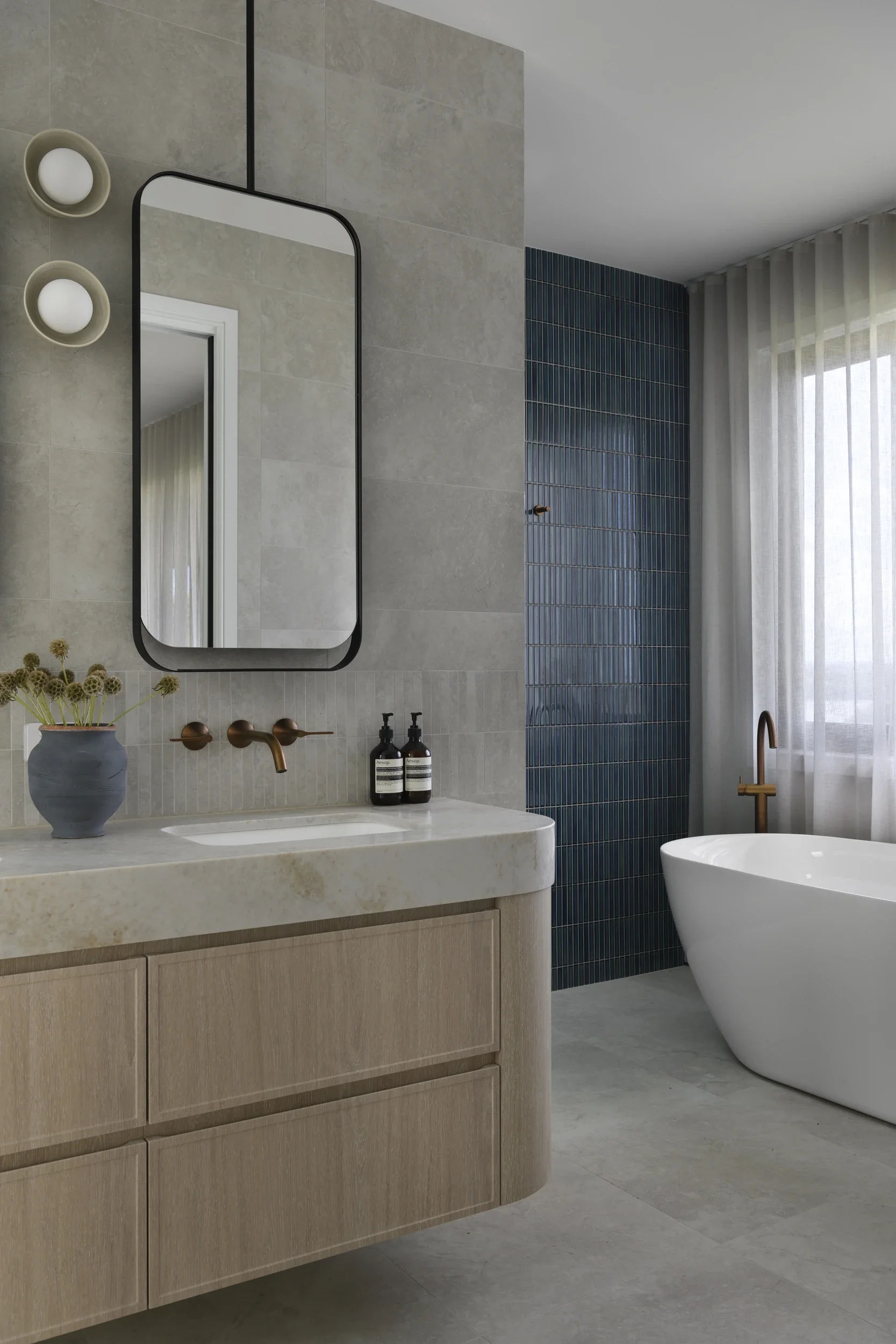 parkes-ln-terranora-13-ensuite.webp