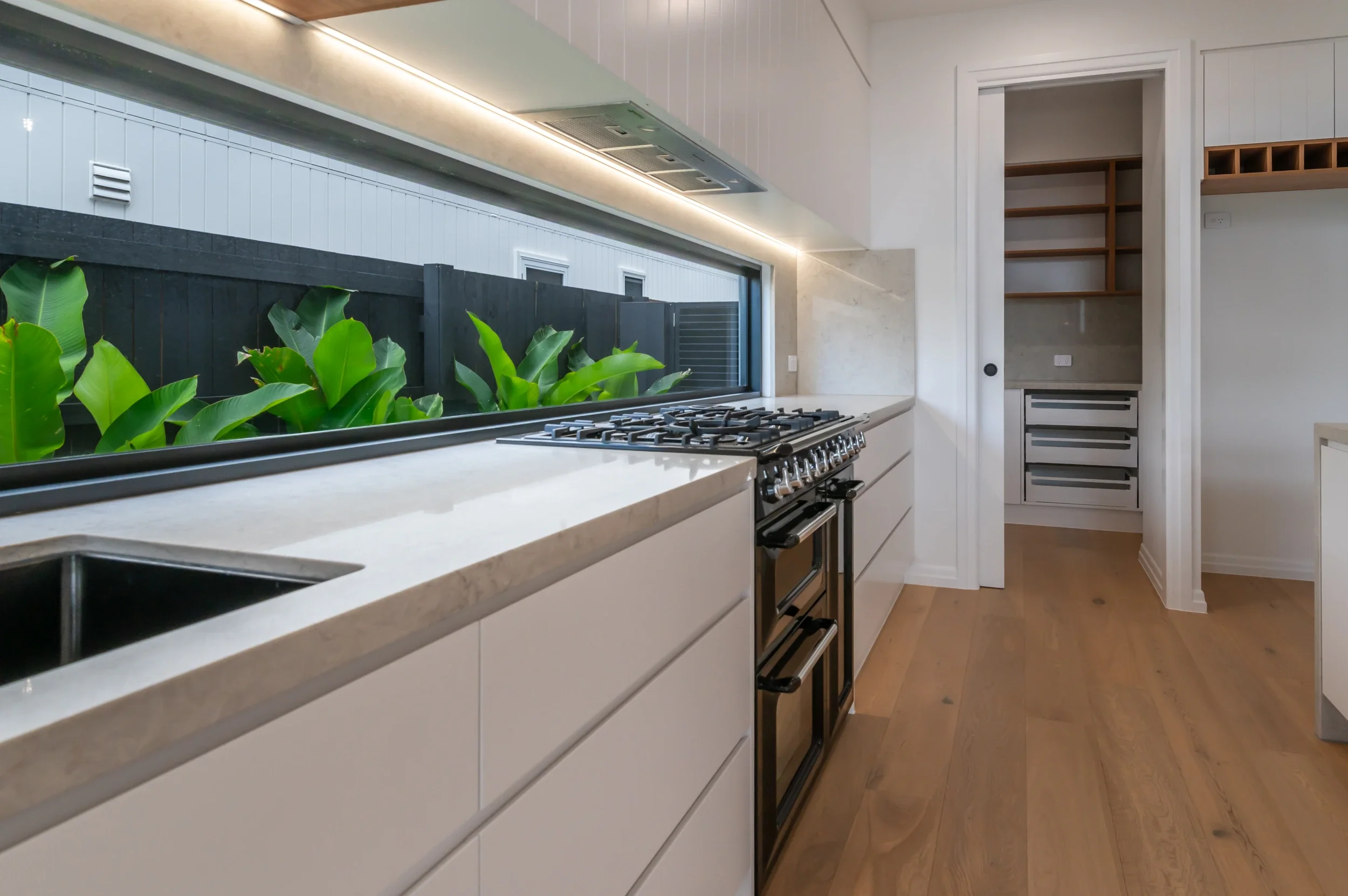 cylinders-74-kingscliff-13-kitchen-and-pantry.webp