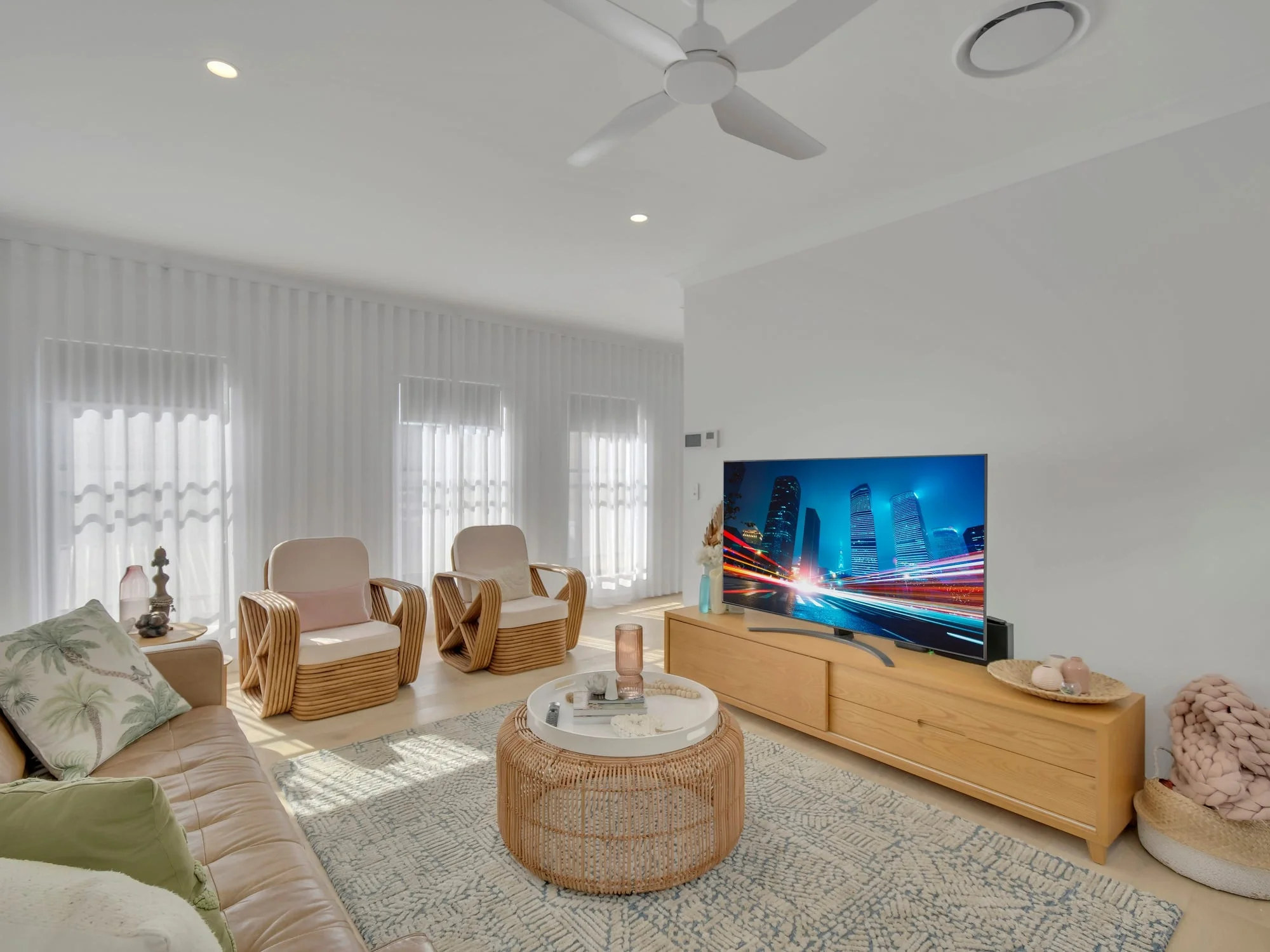 boomerang-st-kingscliff-06-living-room.webp