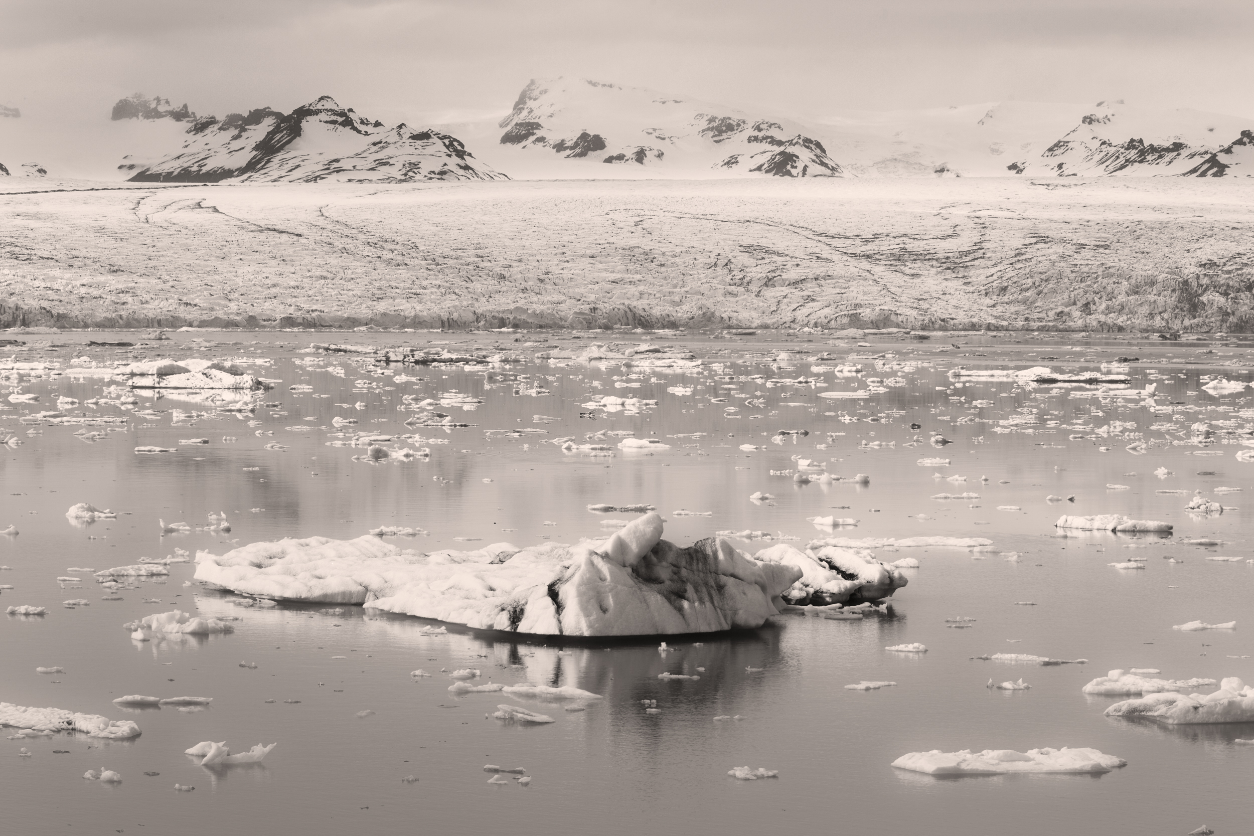 Breiðamerkurjökull Into Jökulsárlón