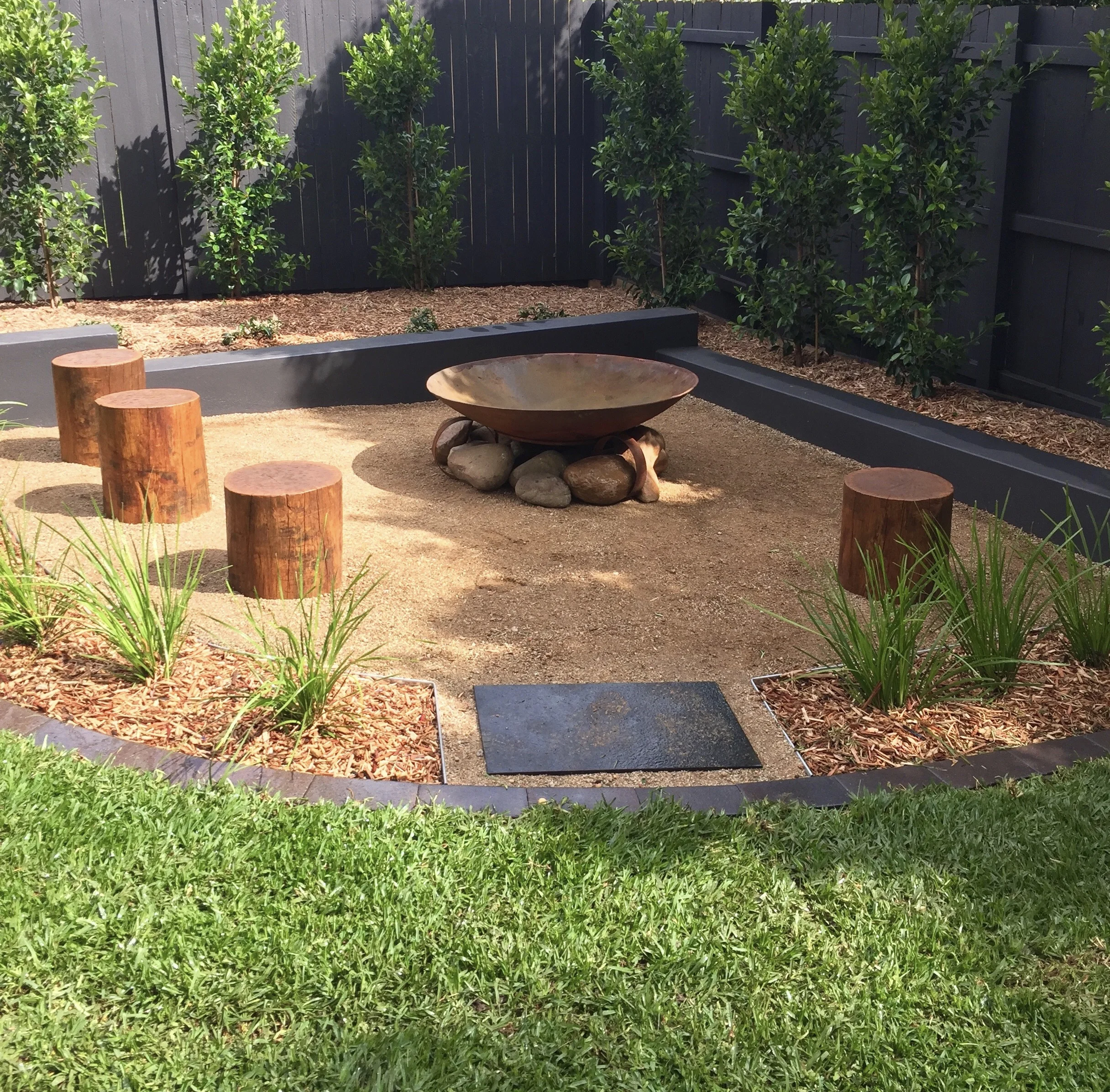Firepit2.jpg
