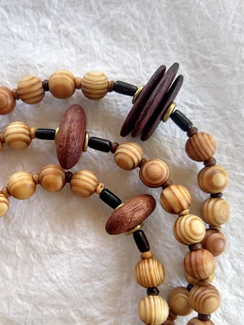 Mixed Woods rosary handmade by Still Stone and Moss Prayer Bead Art. Variation 1, detail