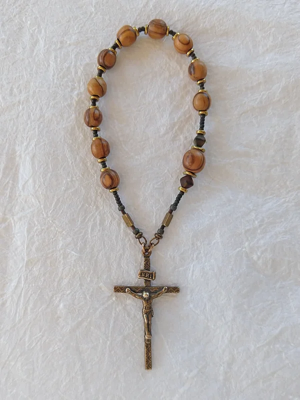 Instrument of Peace, chaplet handmade of olive wood, by Still Stone and Moss Prayer Bead Art. Full view.