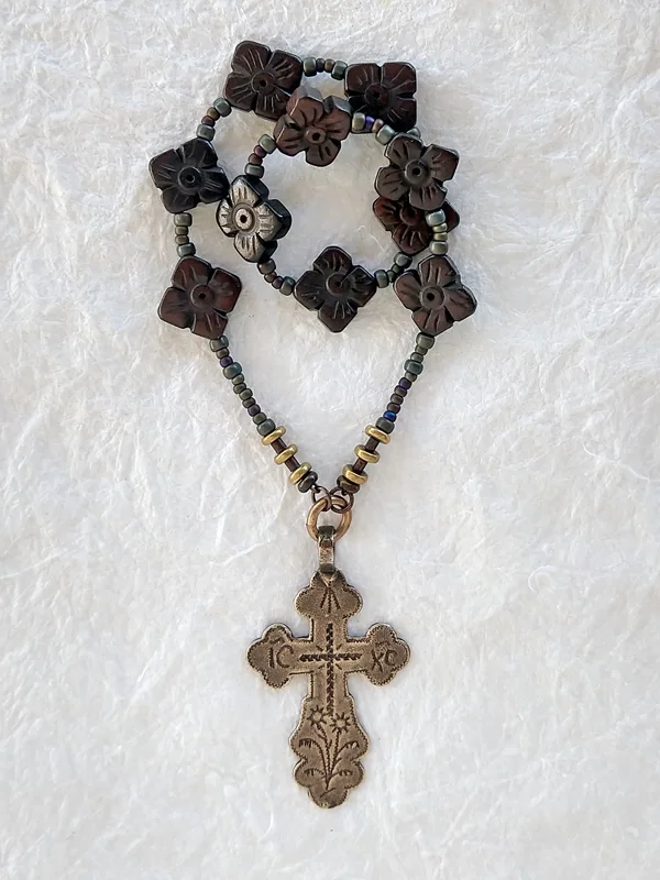 Little Flower, St. Therese of Lisieux chaplet, handmade by Still Stone and Moss Prayer Bead Art. Variation 3. Full view.